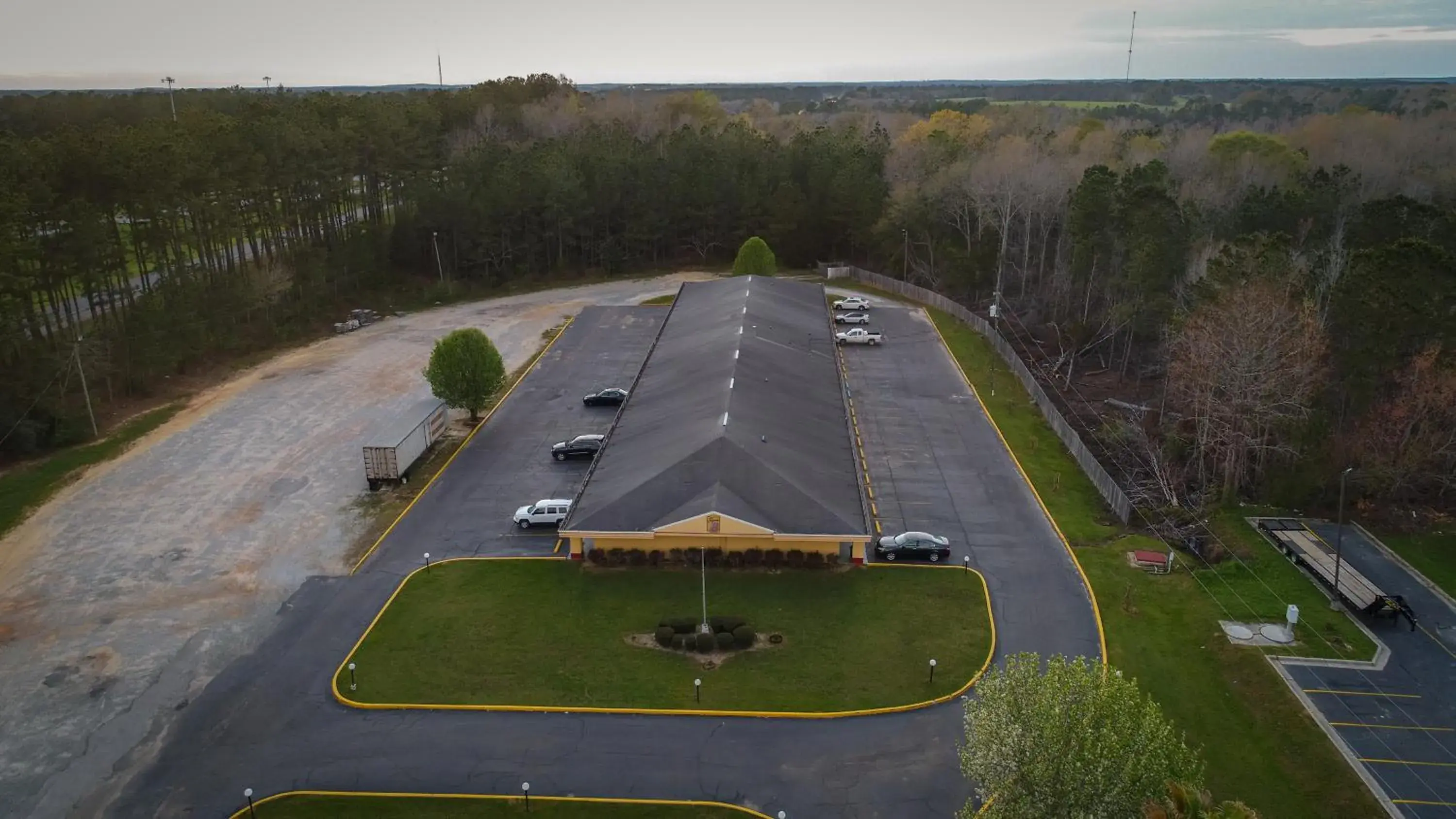 Bird's eye view in Super 8 by Wyndham Chipley Bird's eye view in Super 8 by Wyndham Chipley