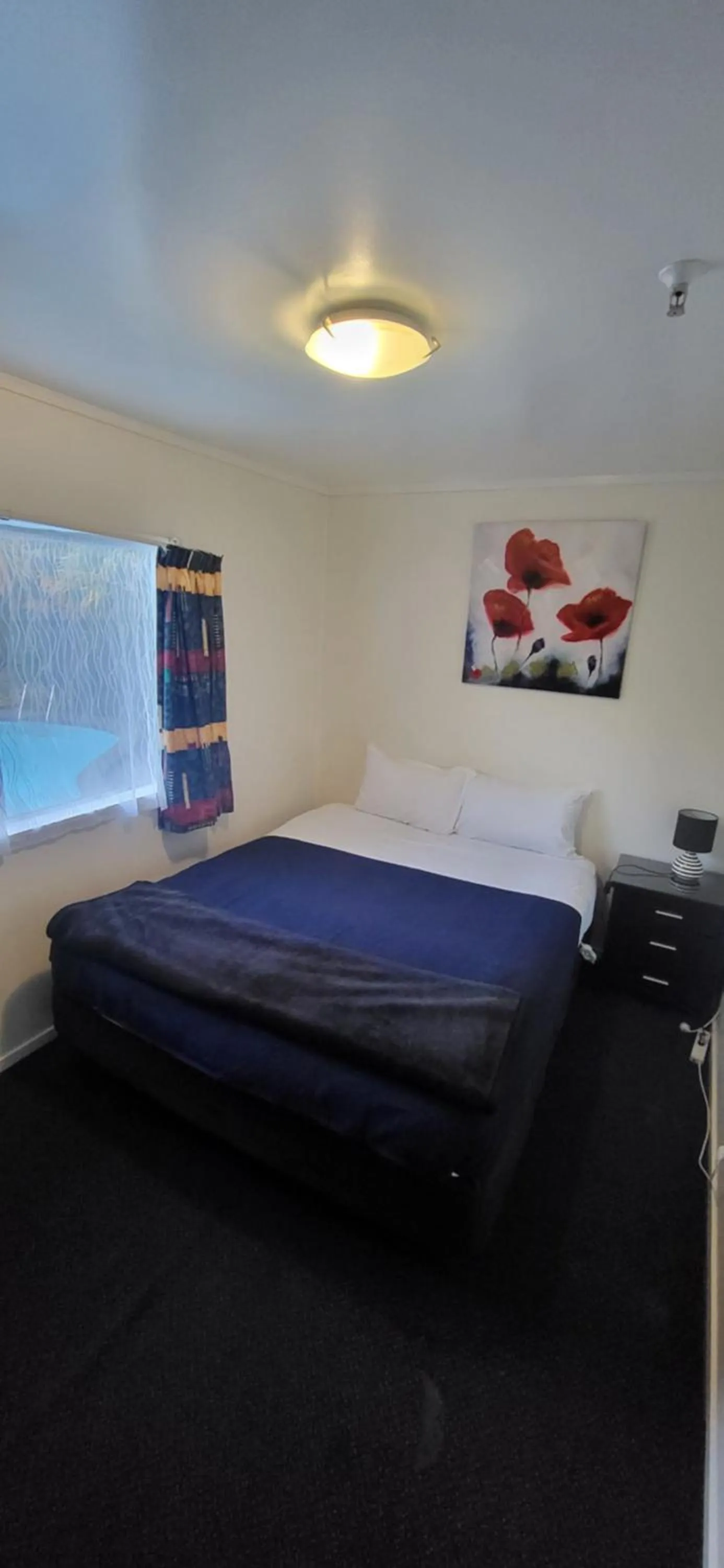 Bed in Anndion Lodge Motel & Conference Centre