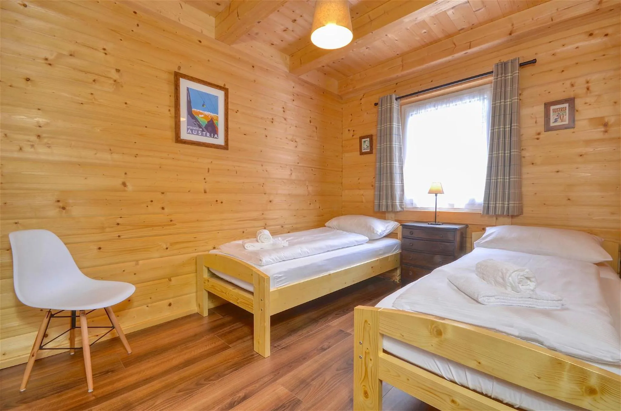 Bedroom, Bed in Chalet Seven - by Alpen Apartments
