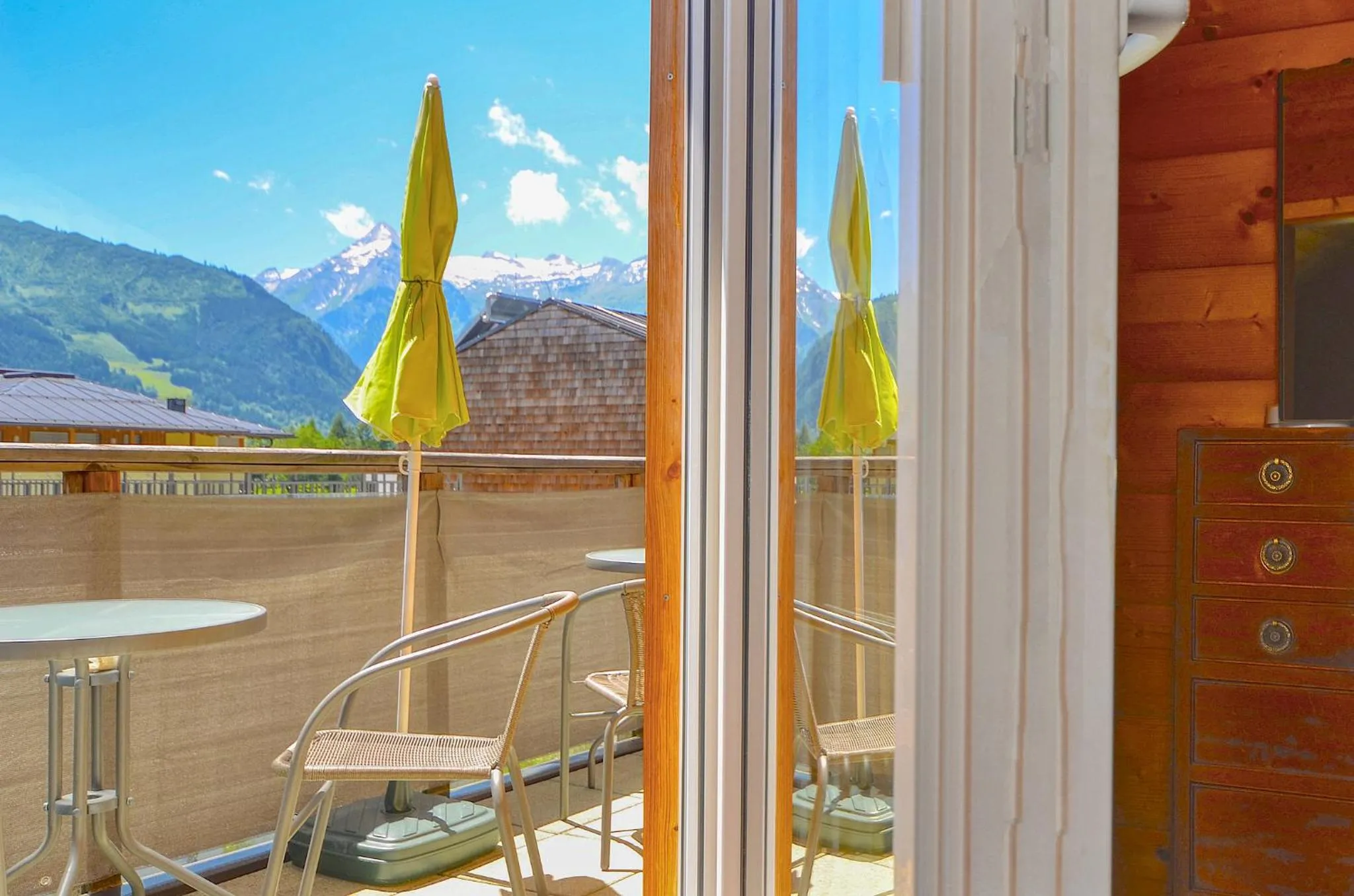 Balcony/Terrace in Chalet Seven - by Alpen Apartments