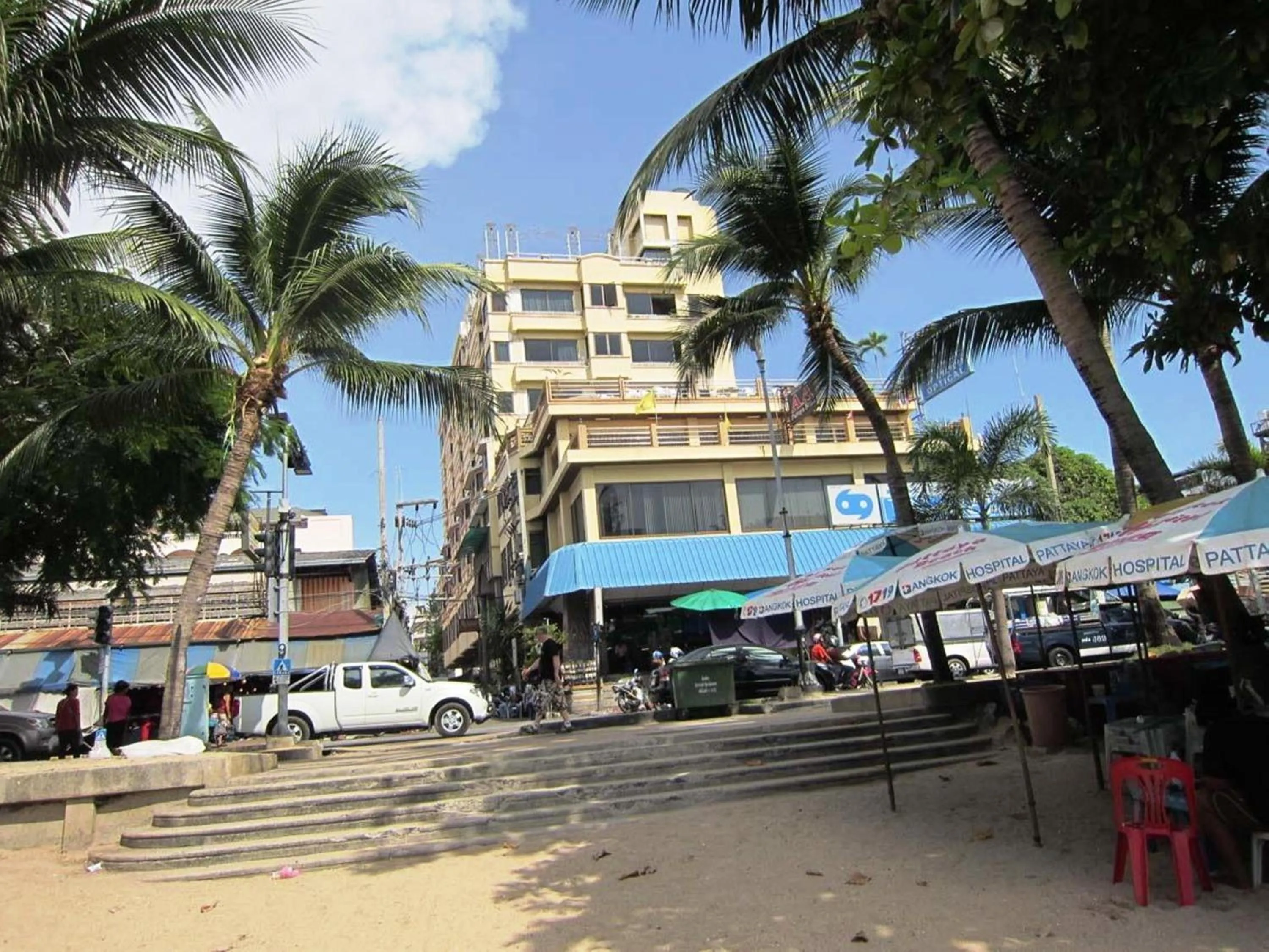 Facade/entrance in AA Hotel Pattaya