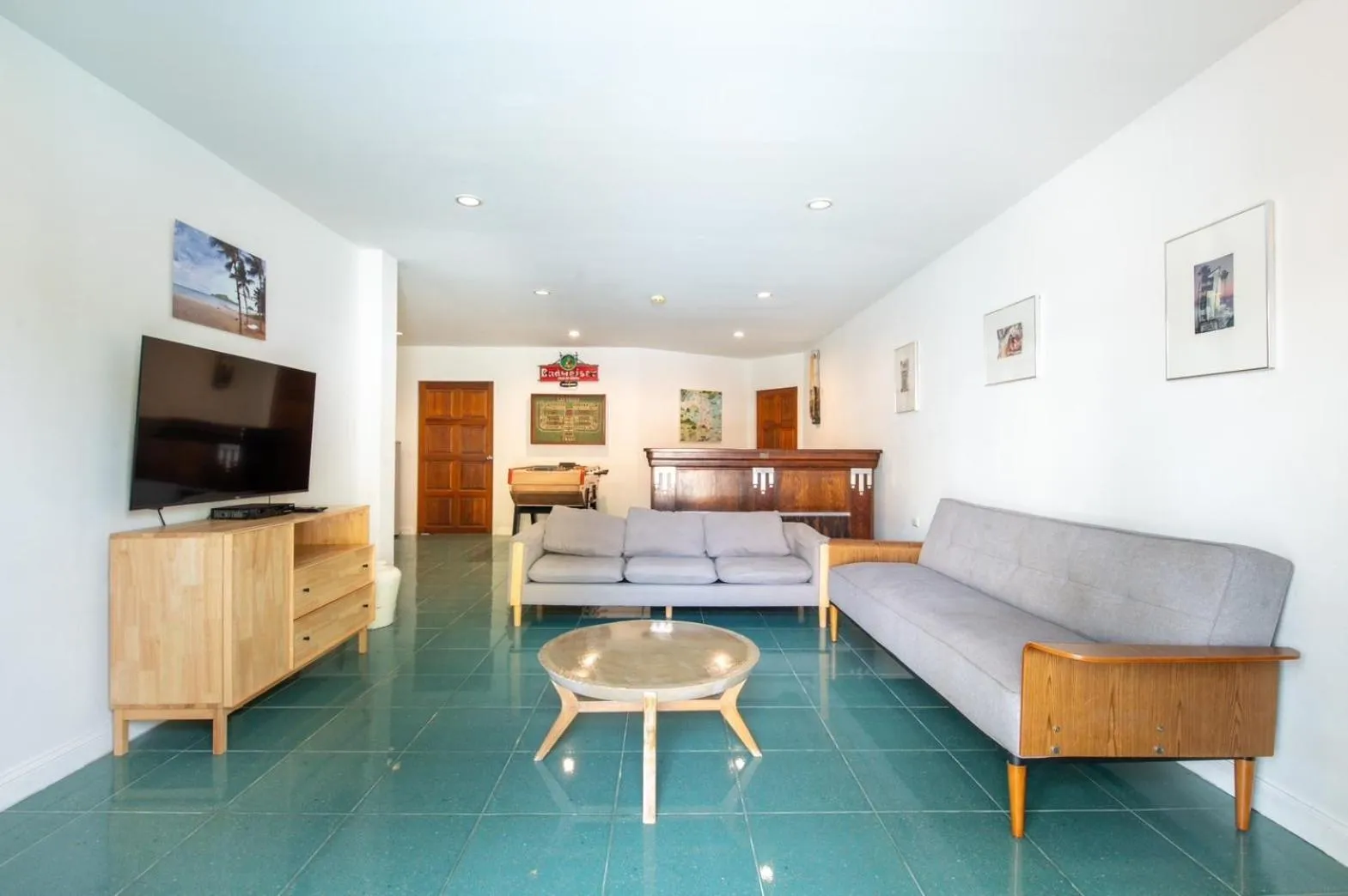 TV and multimedia in Dolphin Bay Beach Resort