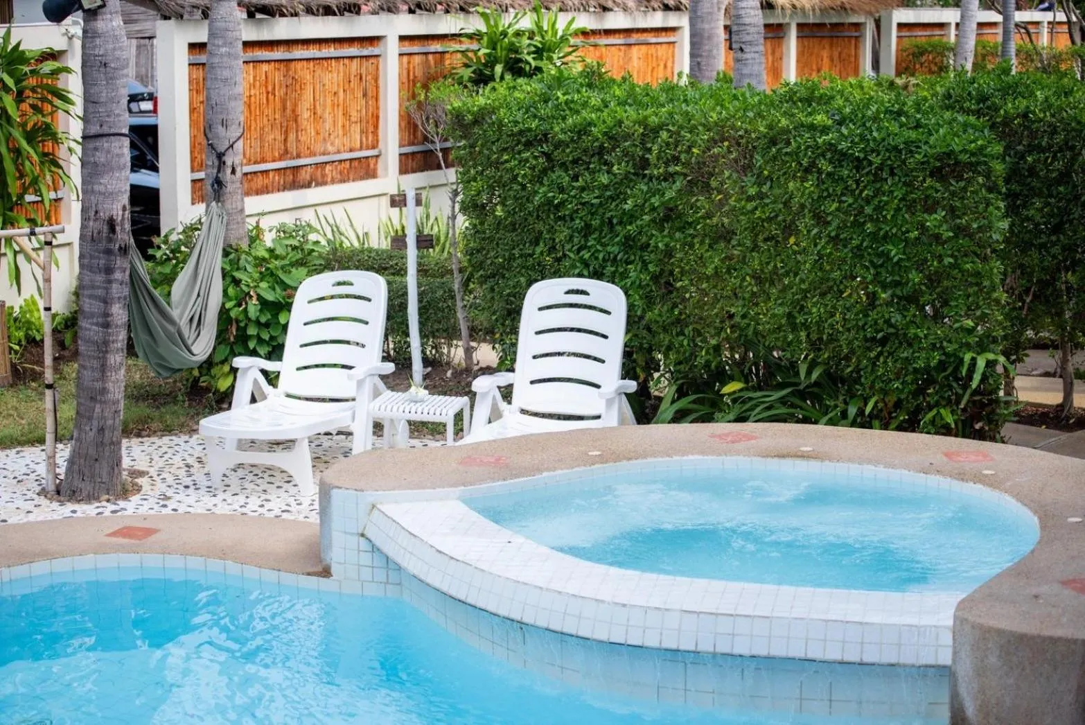 Seating area in Dolphin Bay Beach Resort