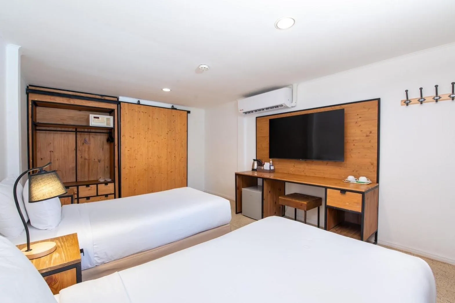 Bed in Dolphin Bay Beach Resort