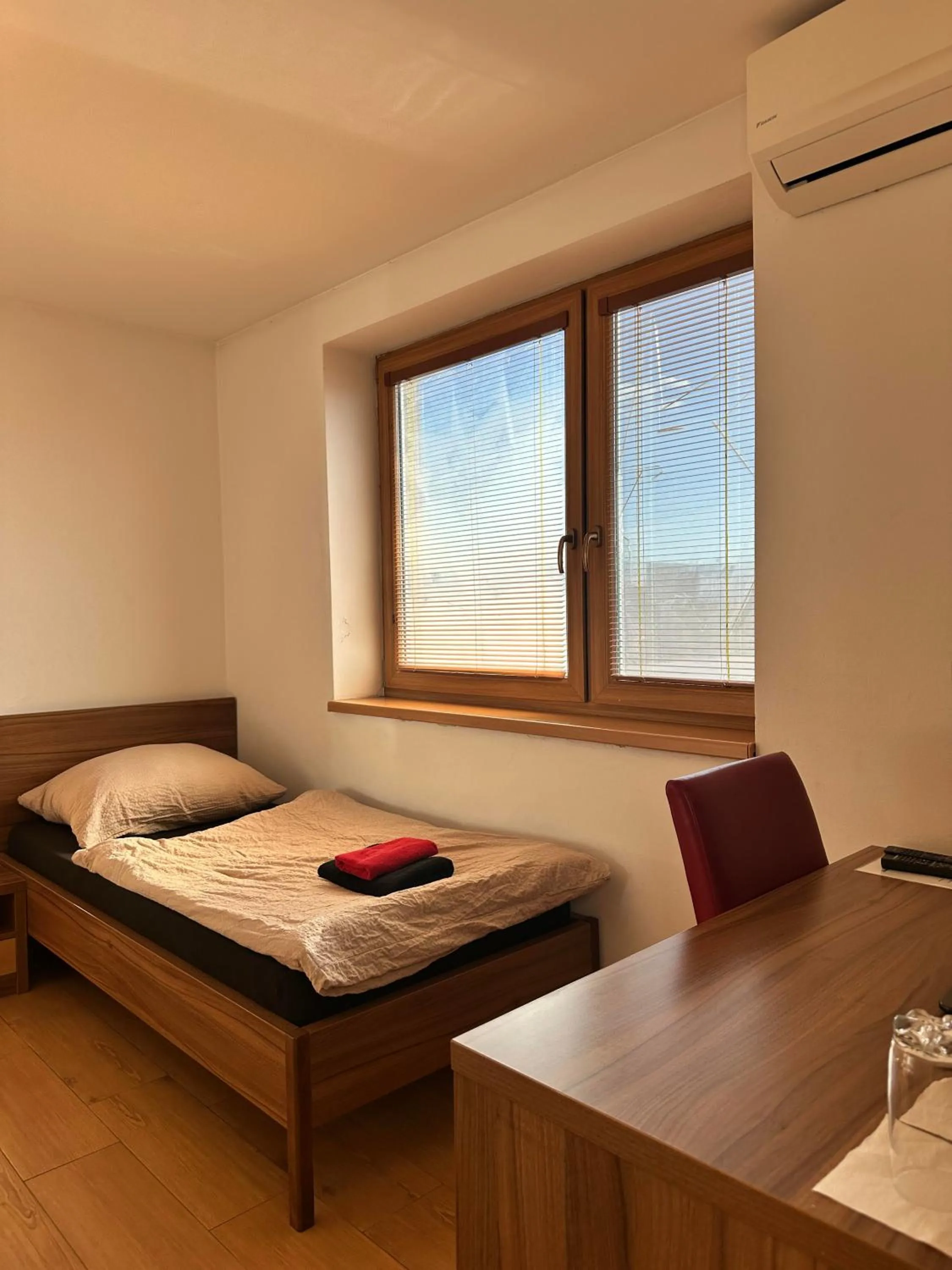 Other, Bed in Hotel Muza