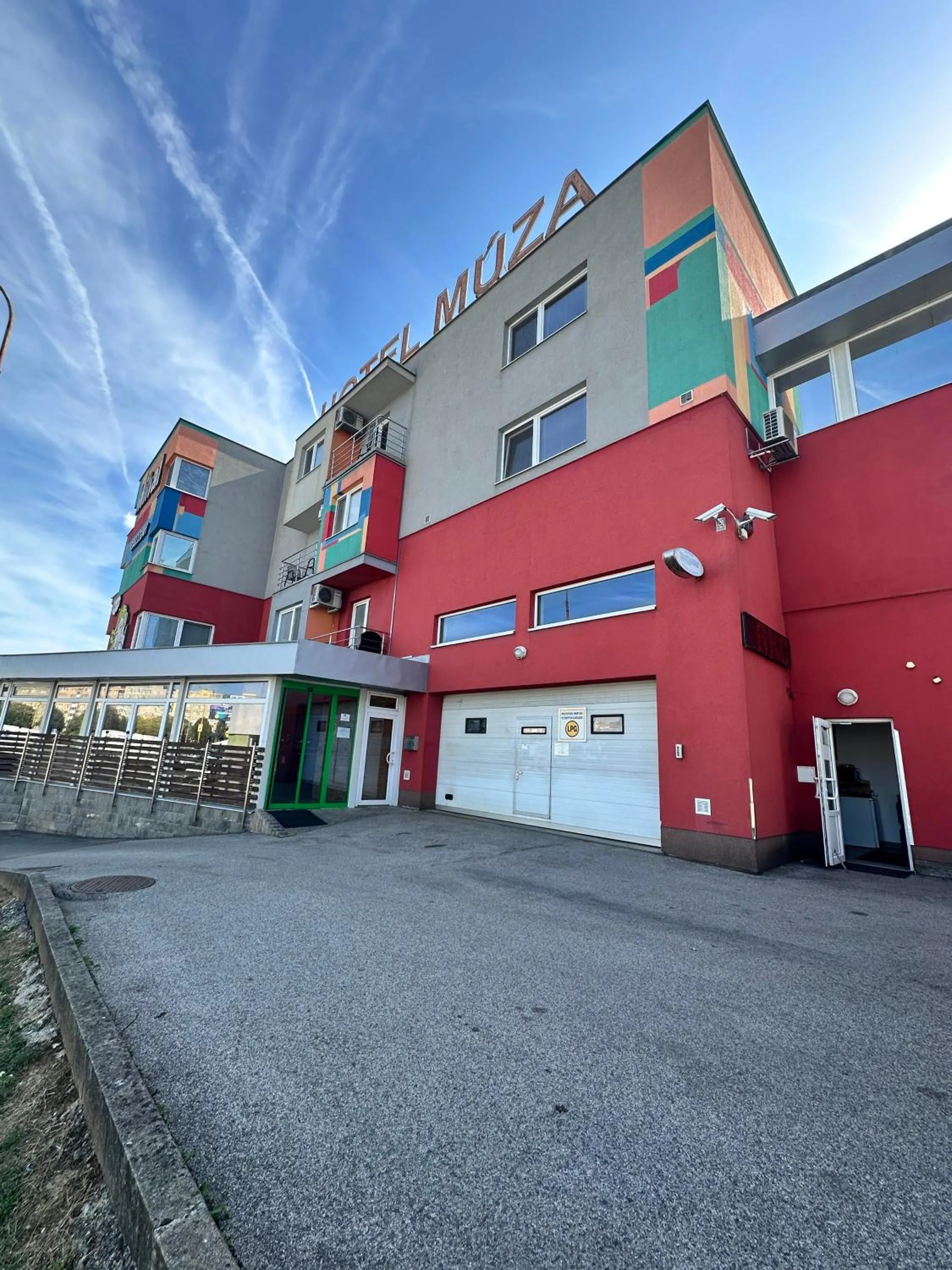 Property building in Hotel Muza