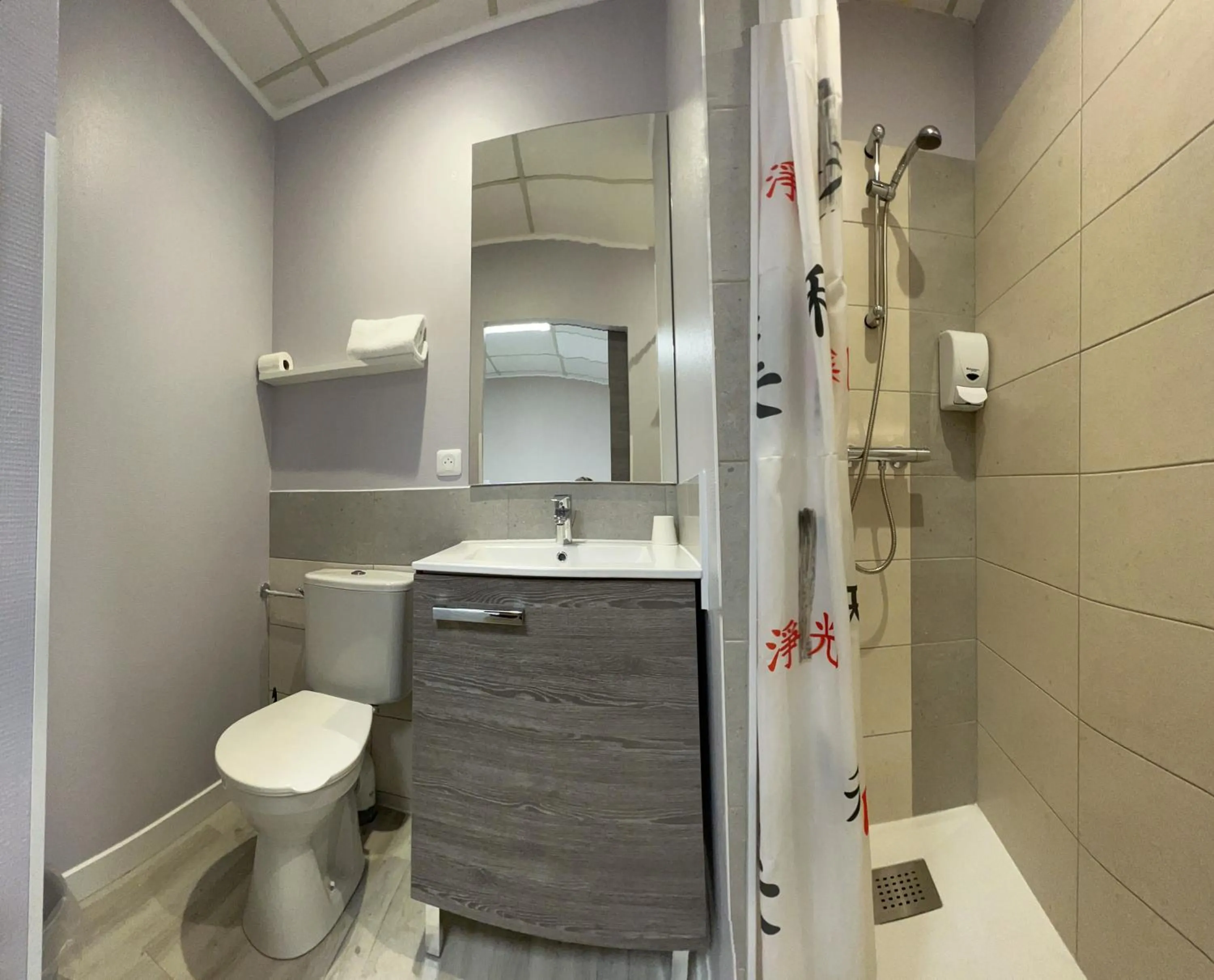 Bathroom in Le Petit Logis