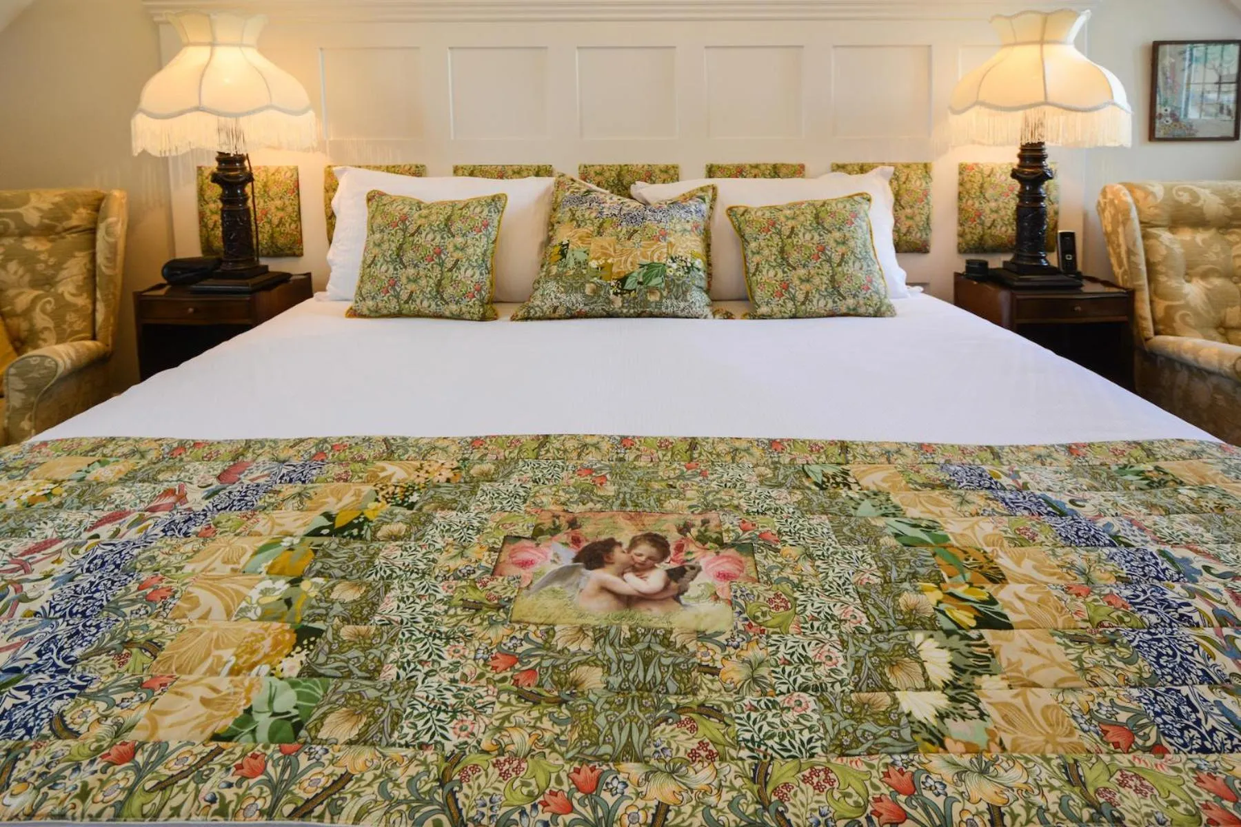 Bedroom, Bed in Haven Hall Hotel