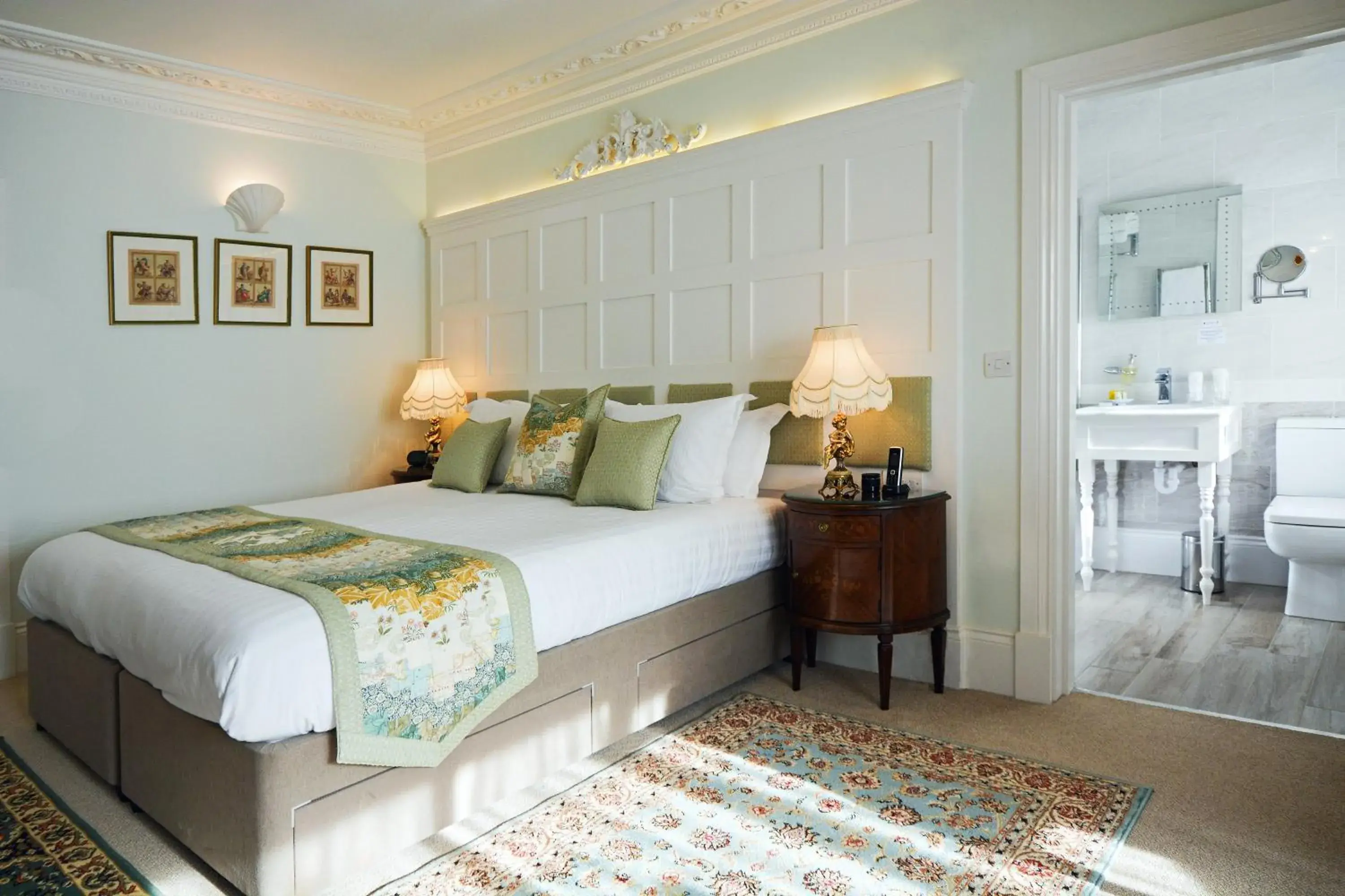 3 John Keats Room in Haven Hall Hotel 3 John Keats Room in Haven Hall Hotel