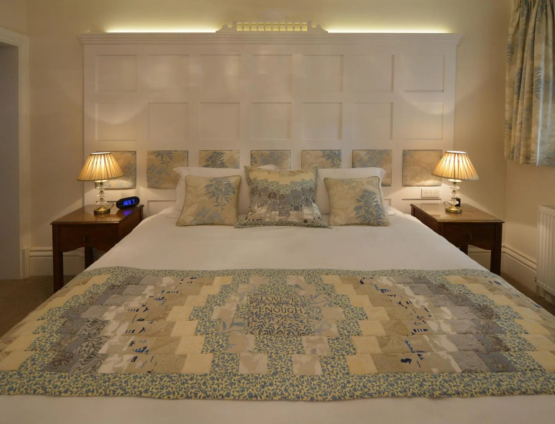 Bed in Haven Hall Hotel