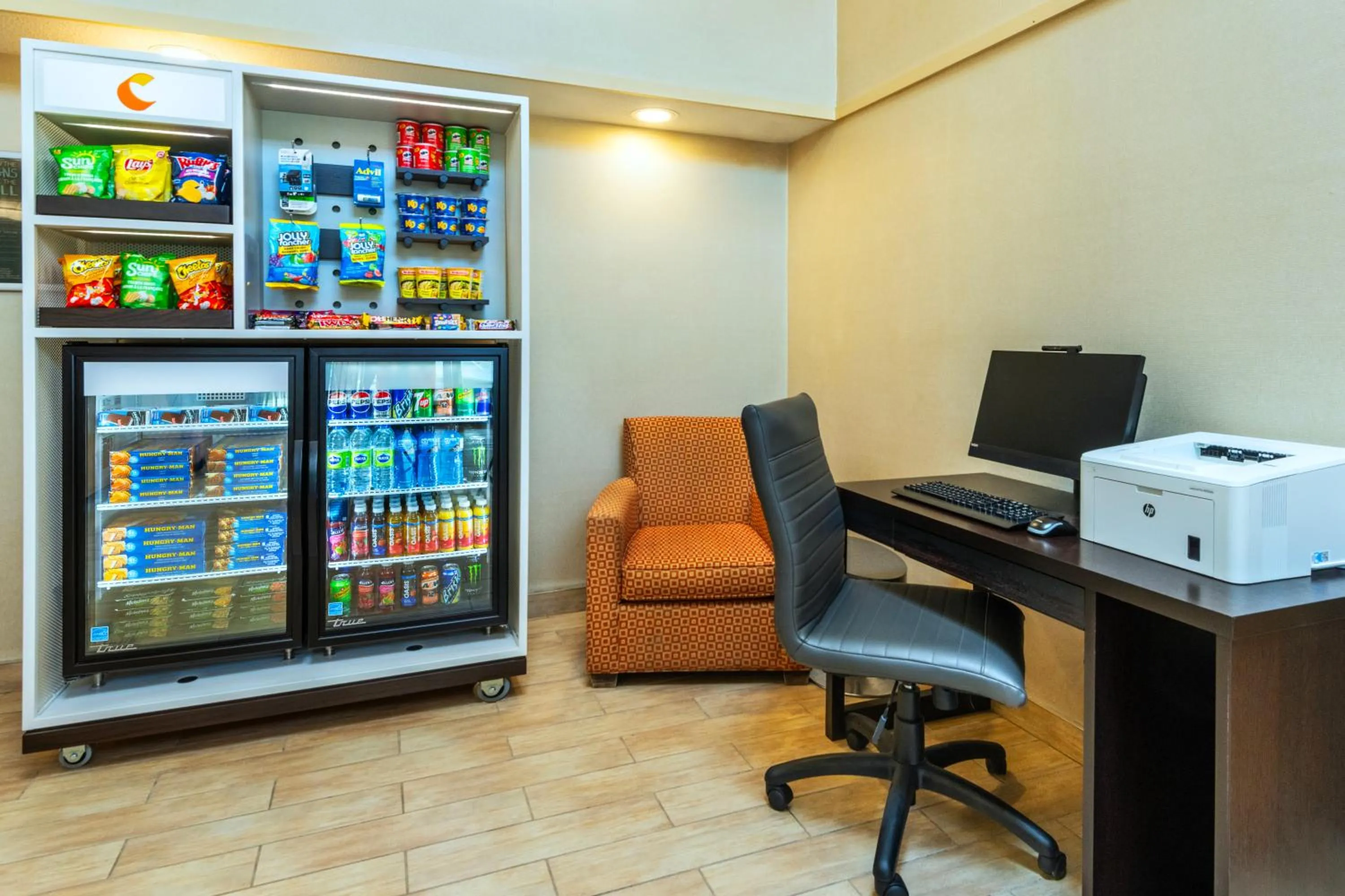 Business facilities in Comfort Inn Hwy 401