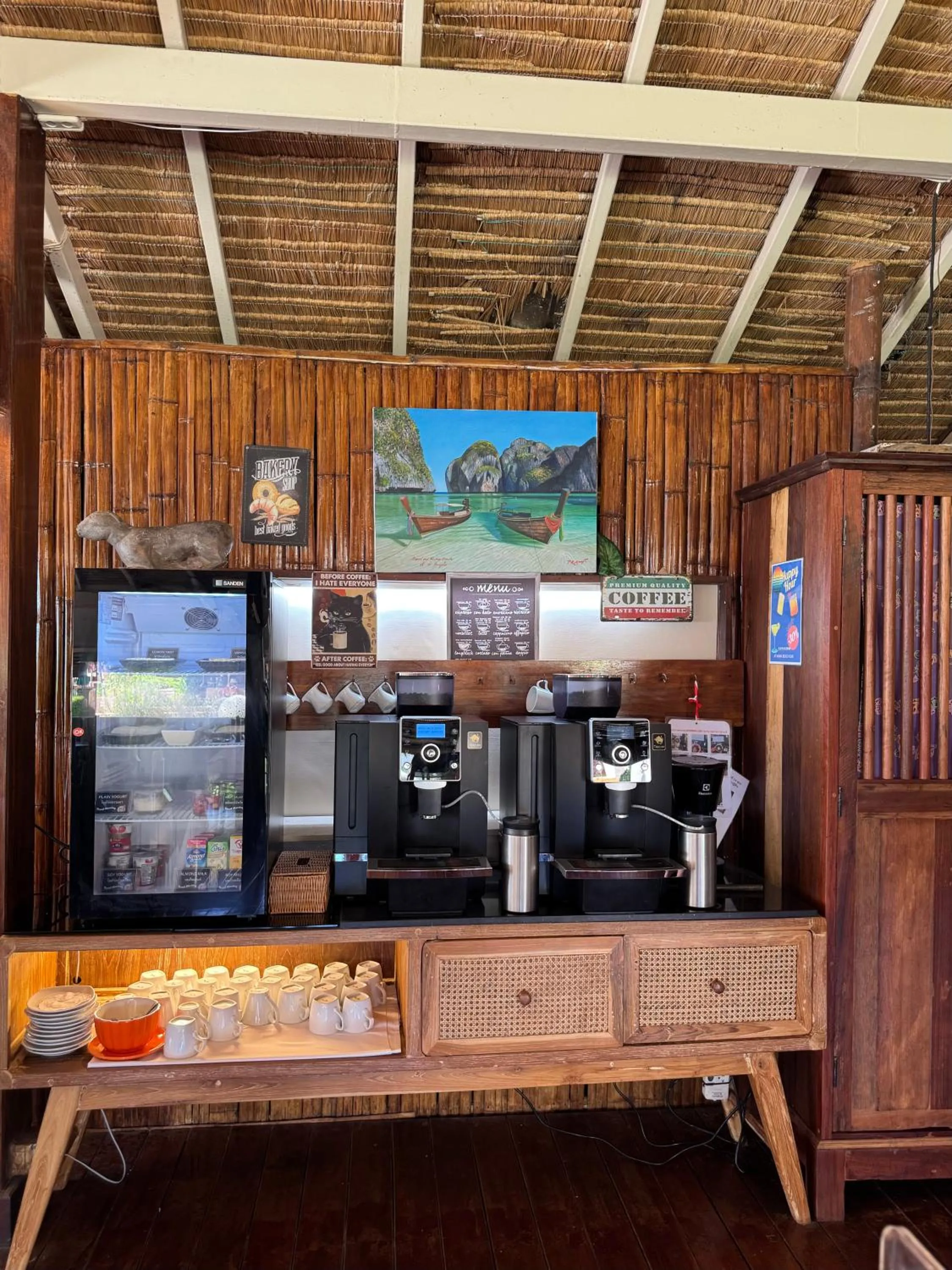 Food and drinks in Mama Beach Residence - Adults Only