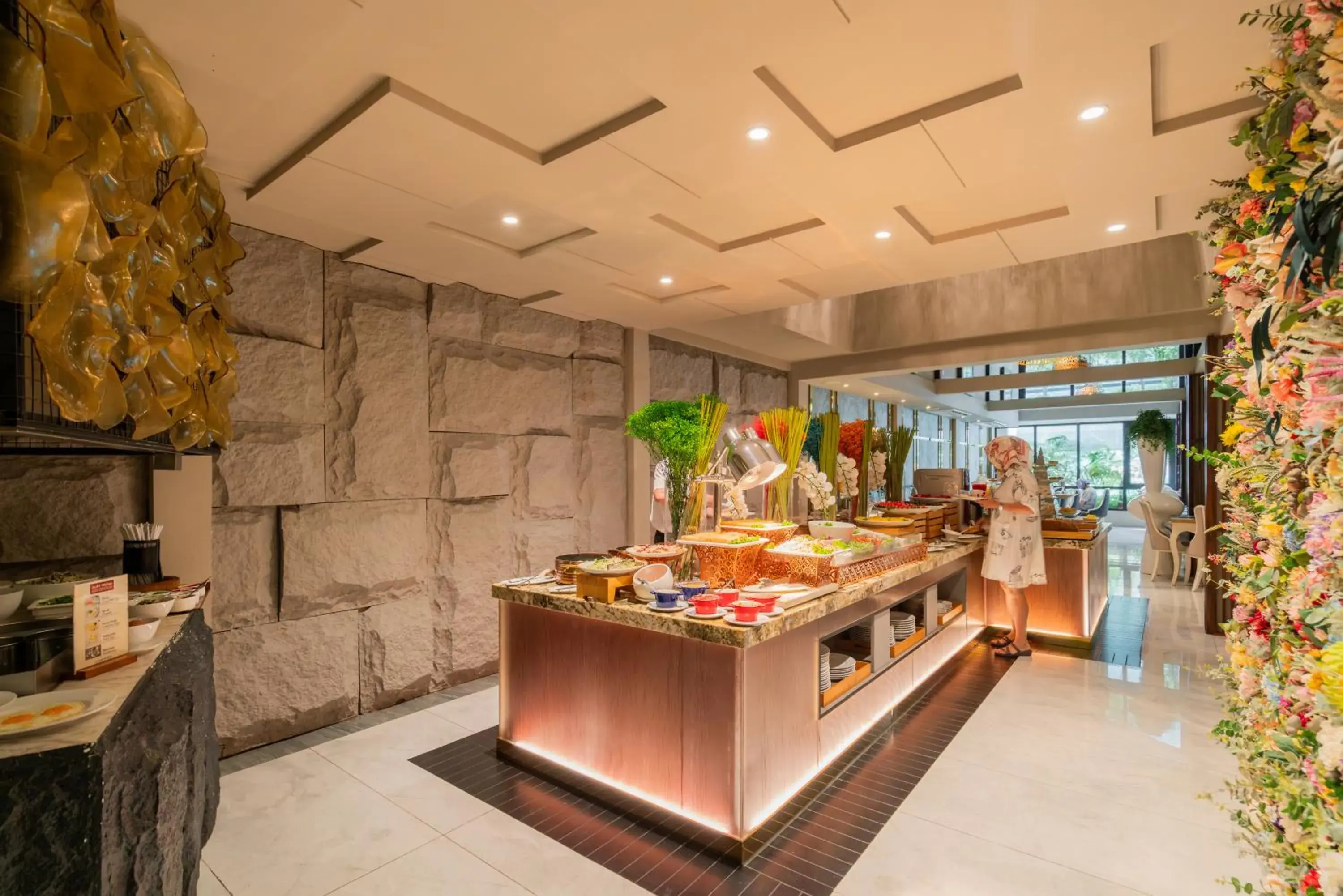 Restaurant/places to eat in A&EM Saigon Hotel Restaurant/places to eat in A&EM Saigon Hotel