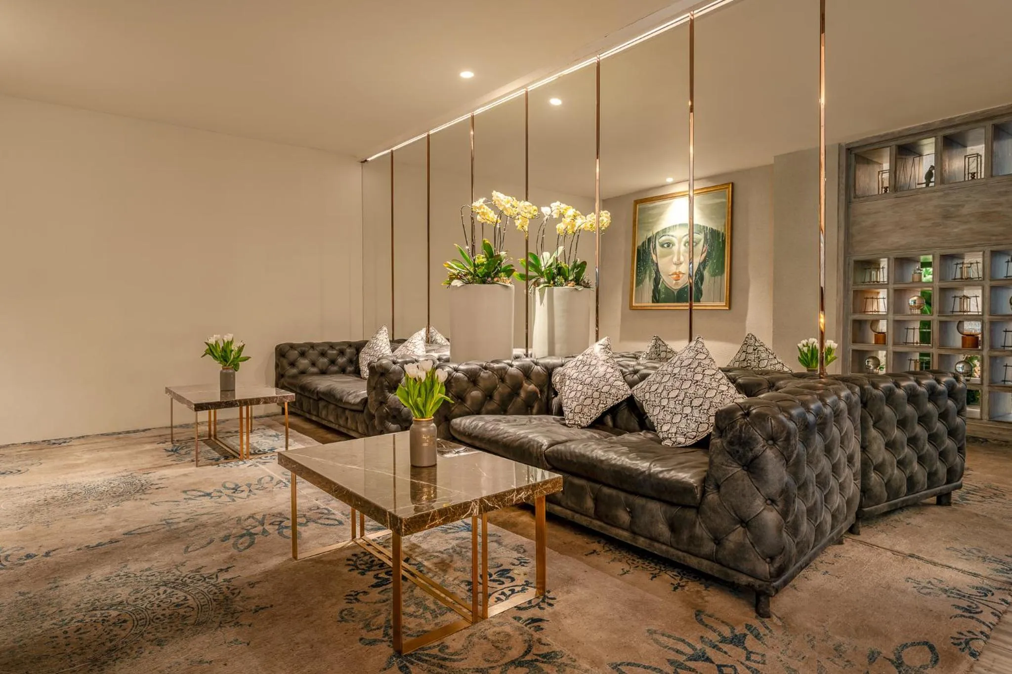 Lounge or bar in A&EM Saigon Hotel