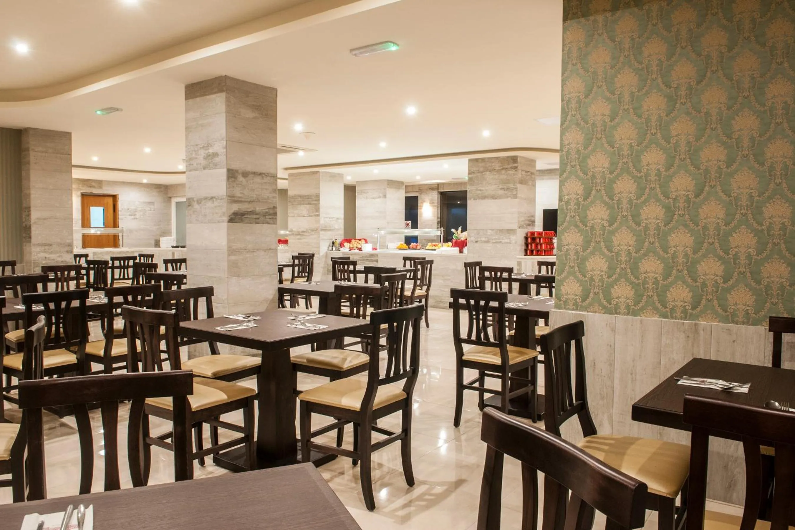 Restaurant/places to eat in EUROCLUB Hotel