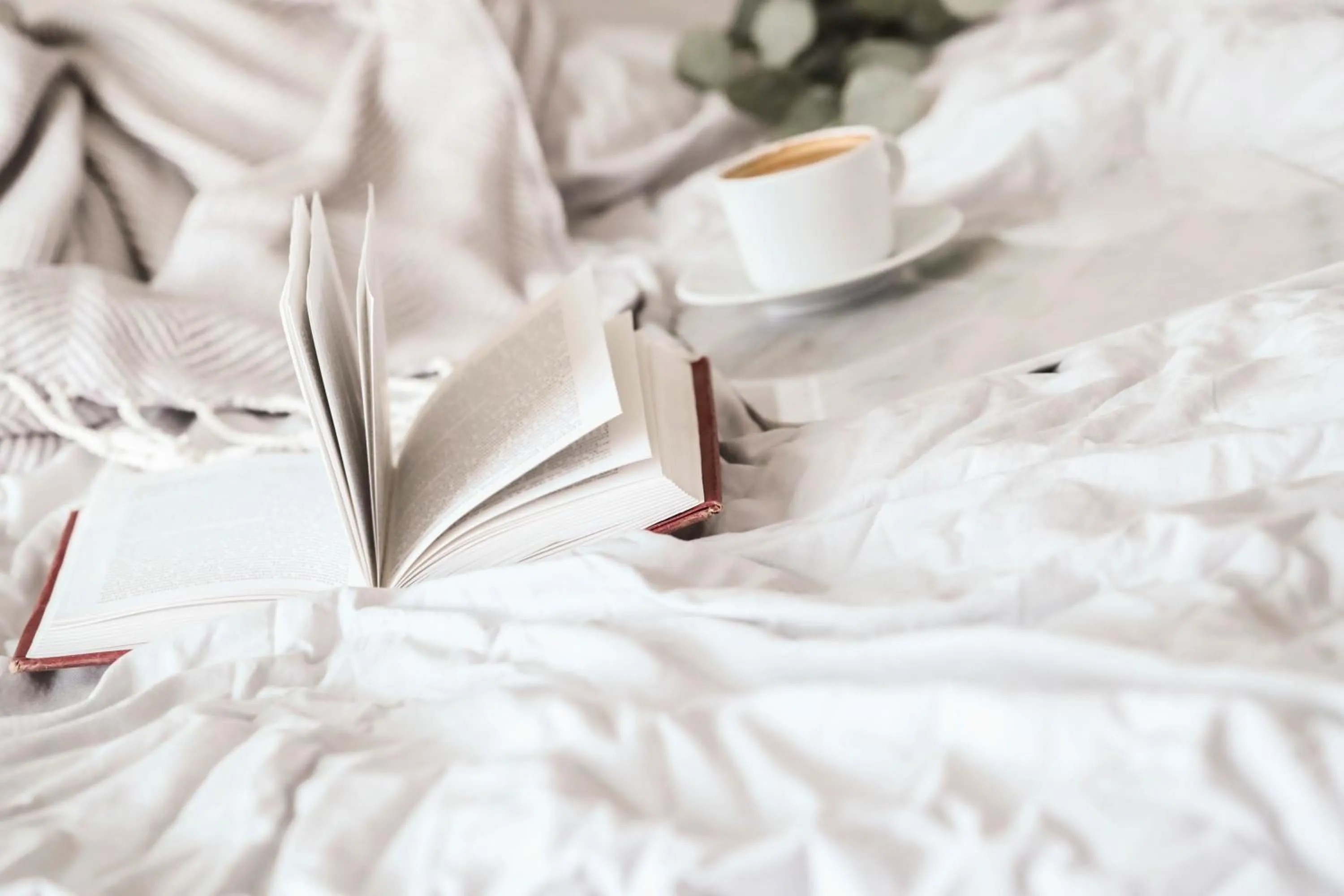 Bed in EUROCLUB Hotel