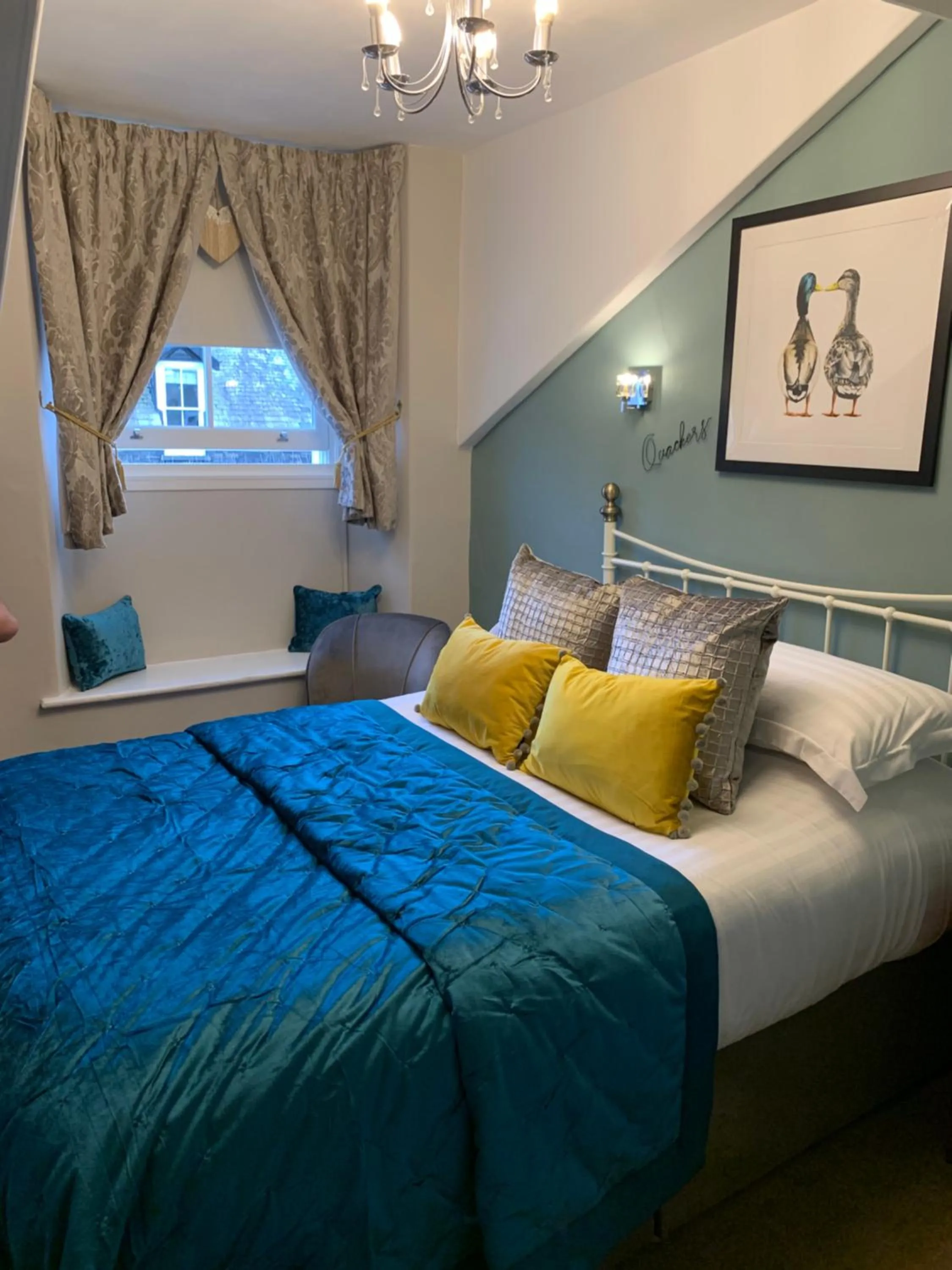 Bed in Hillsdale B&B in Ambleside