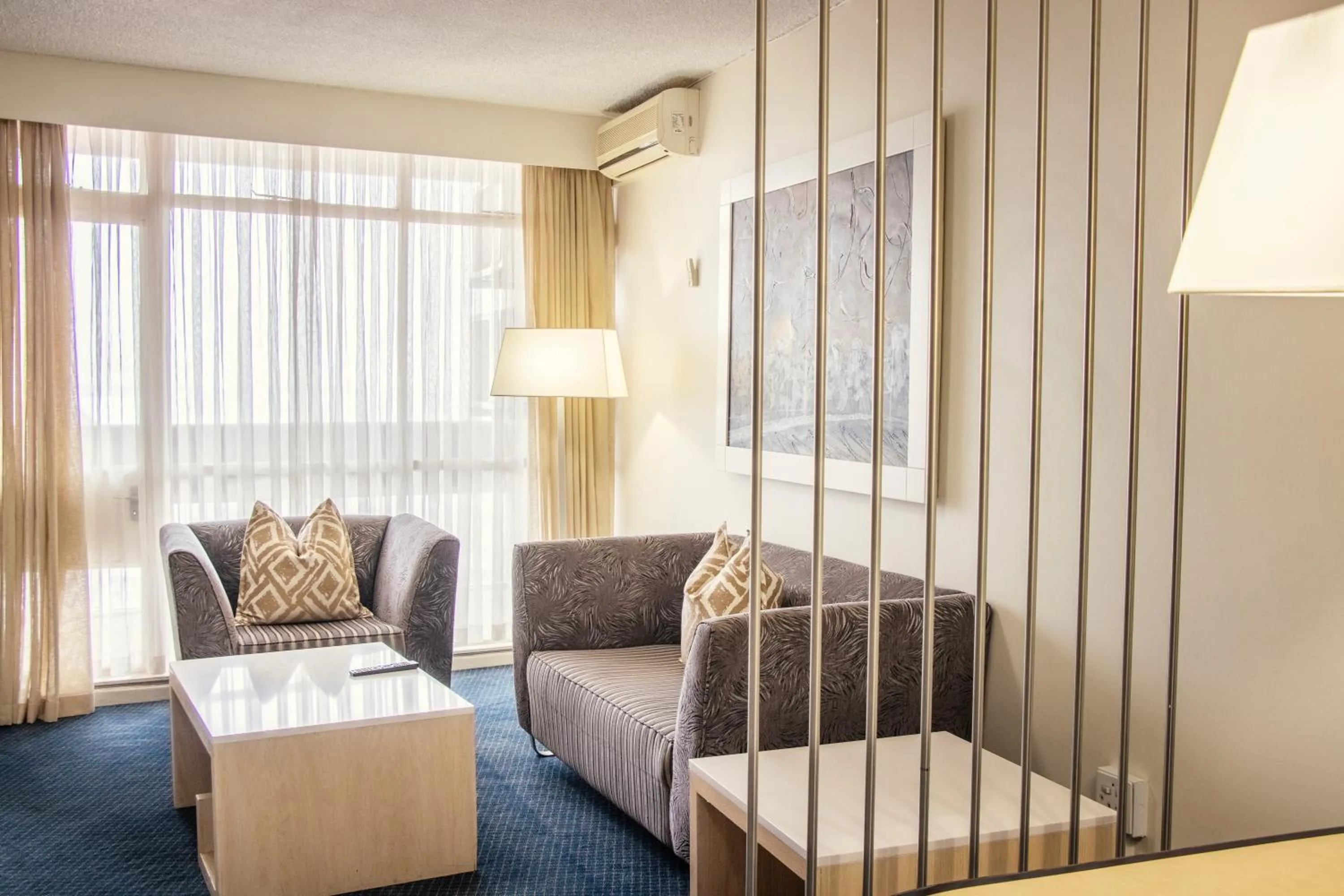 Living room in The Parktonian All Suite Hotel