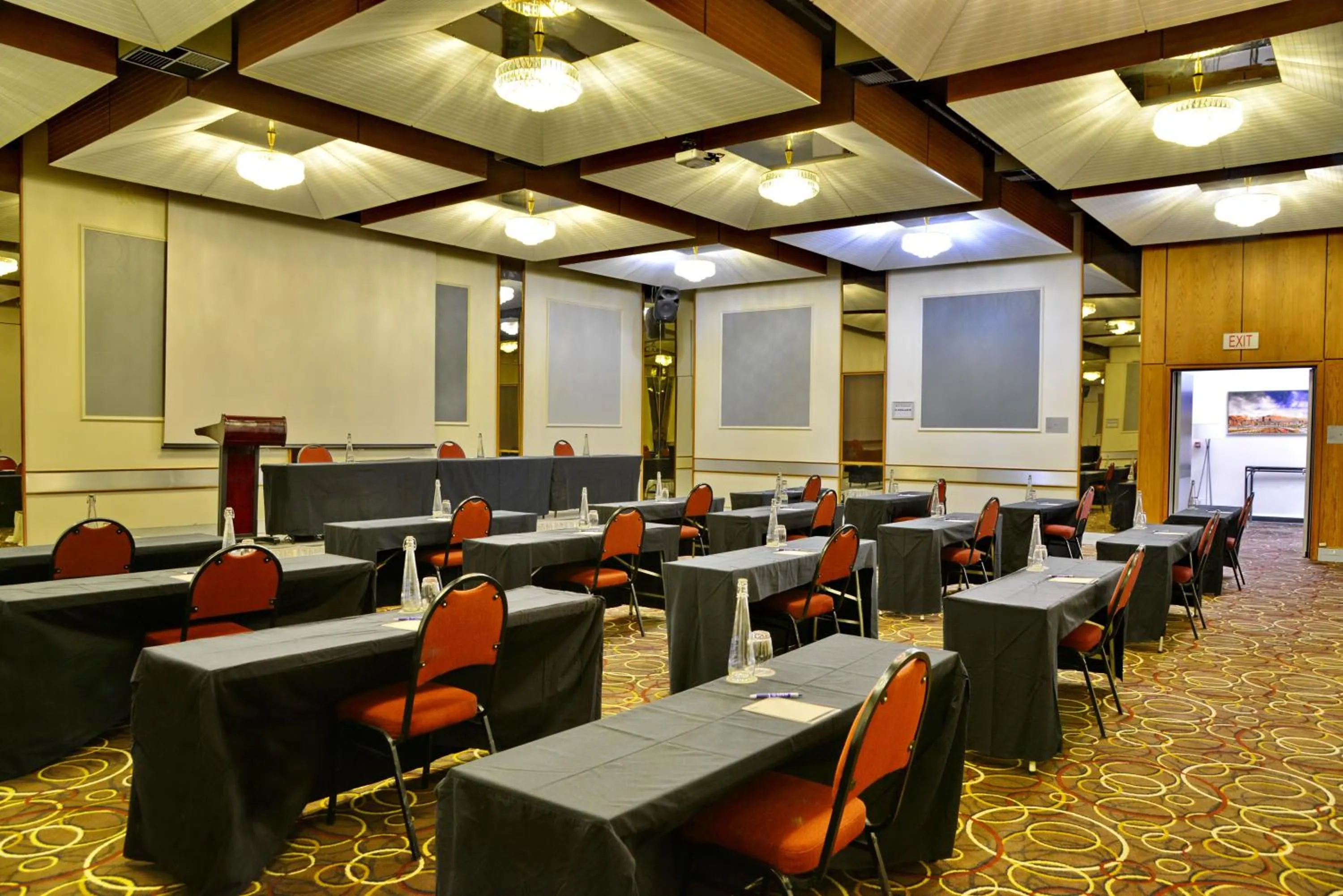 Meeting/conference room in The Parktonian All Suite Hotel