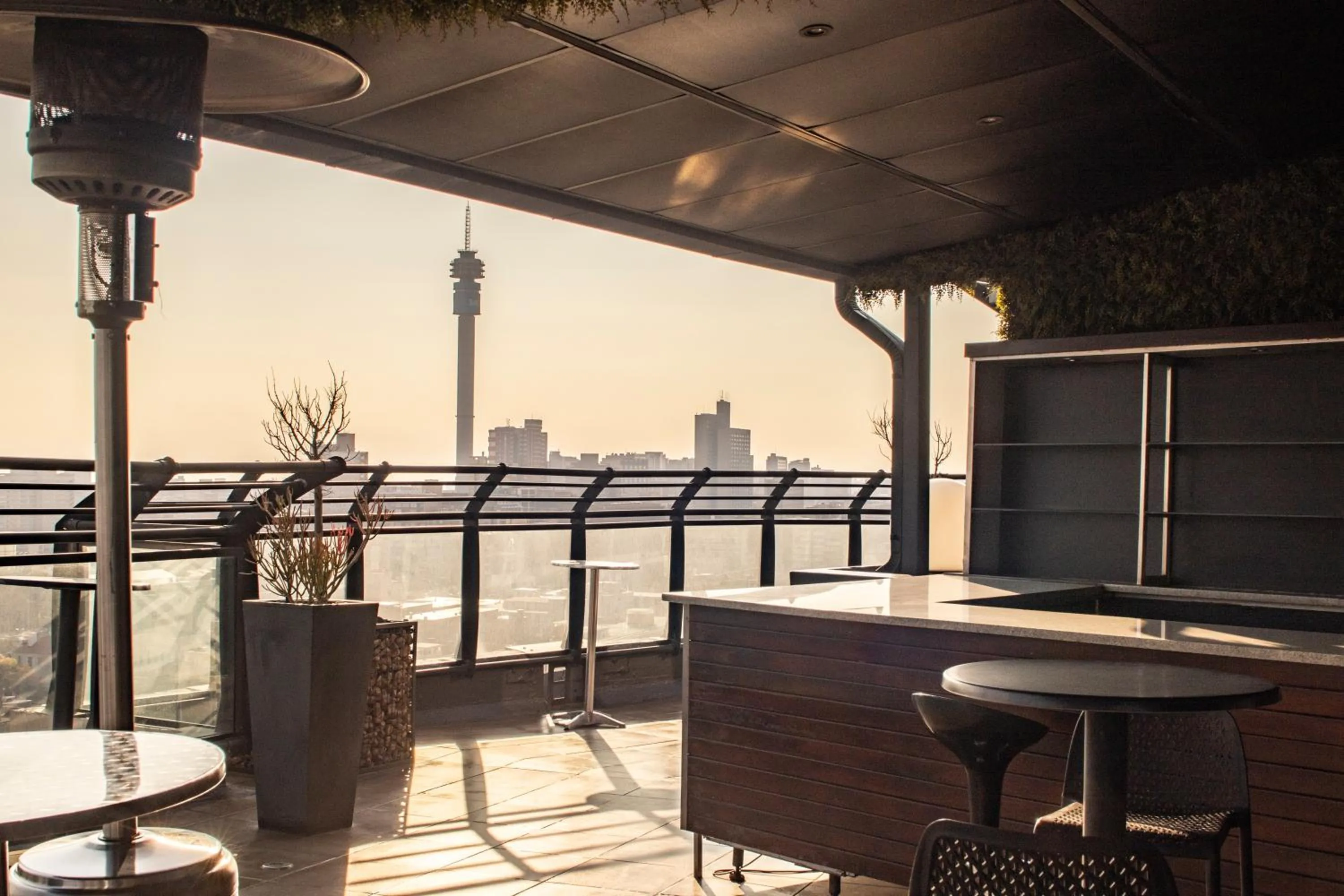 Balcony/Terrace in The Parktonian All Suite Hotel