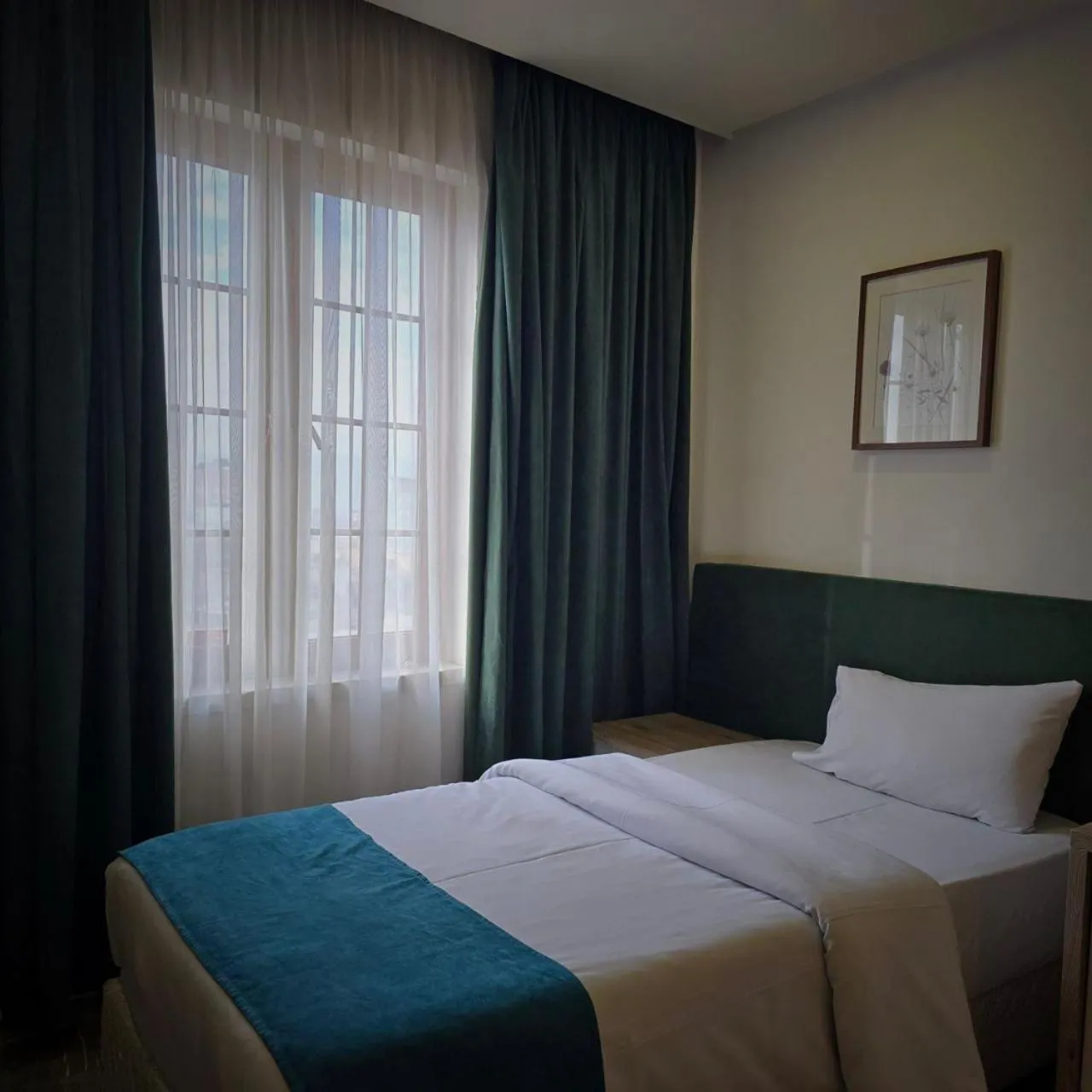 Bedroom, Bed in Khan Saray