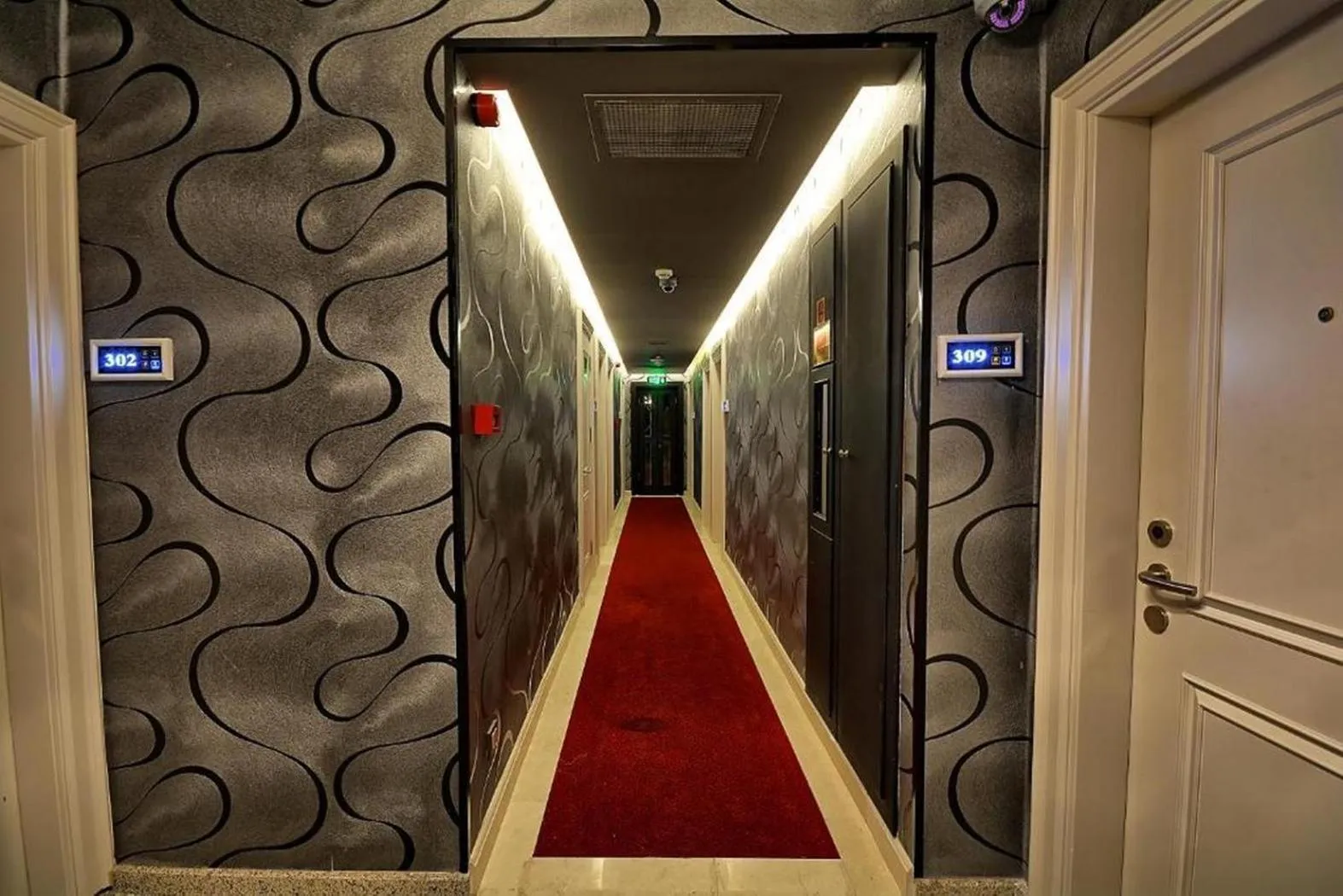 Decorative detail in Samir Deluxe Hotel