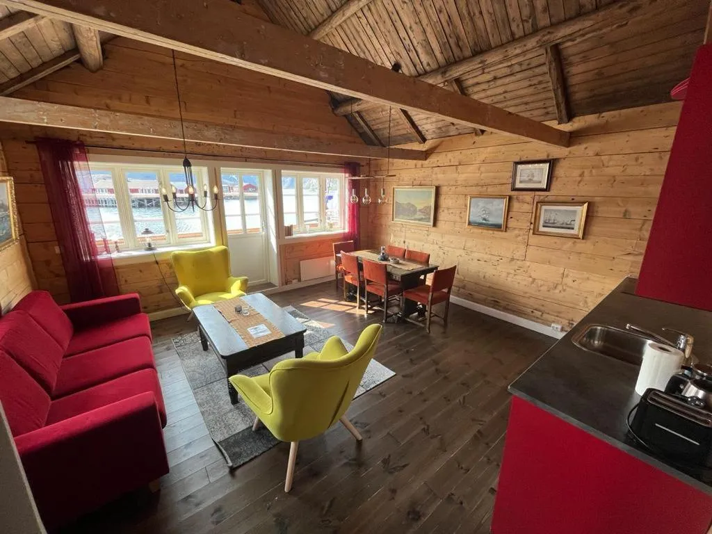 Living room in Reinefjorden Sjøhus