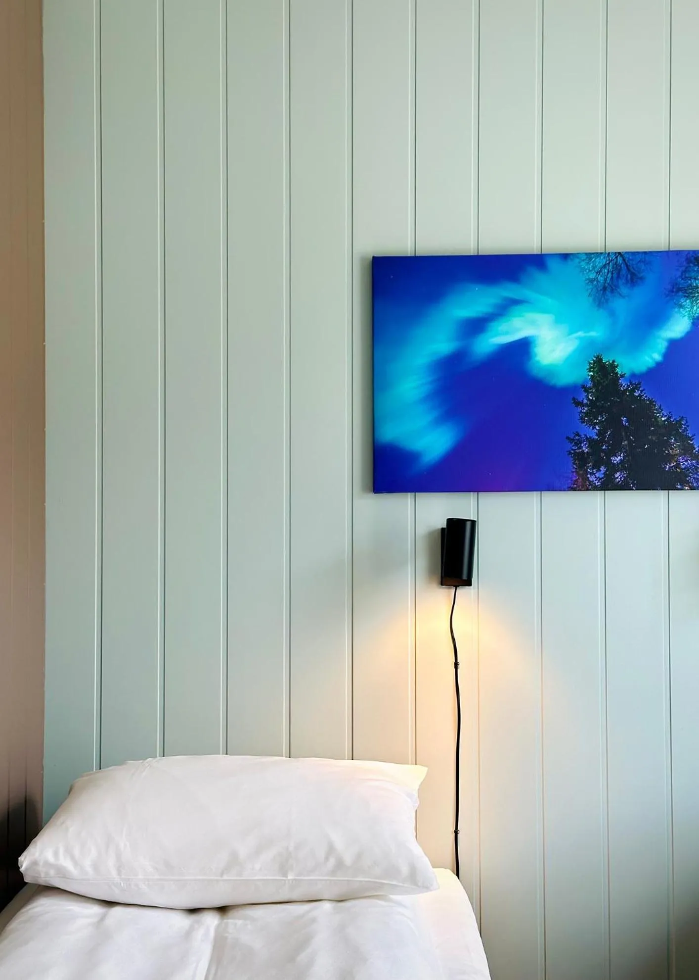 Bed in Reinefjorden Sjøhus