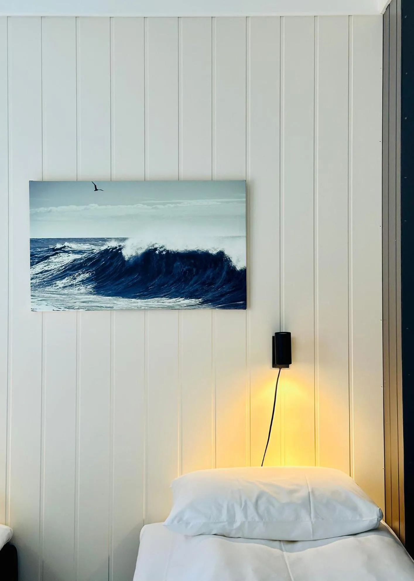 Bed in Reinefjorden Sjøhus