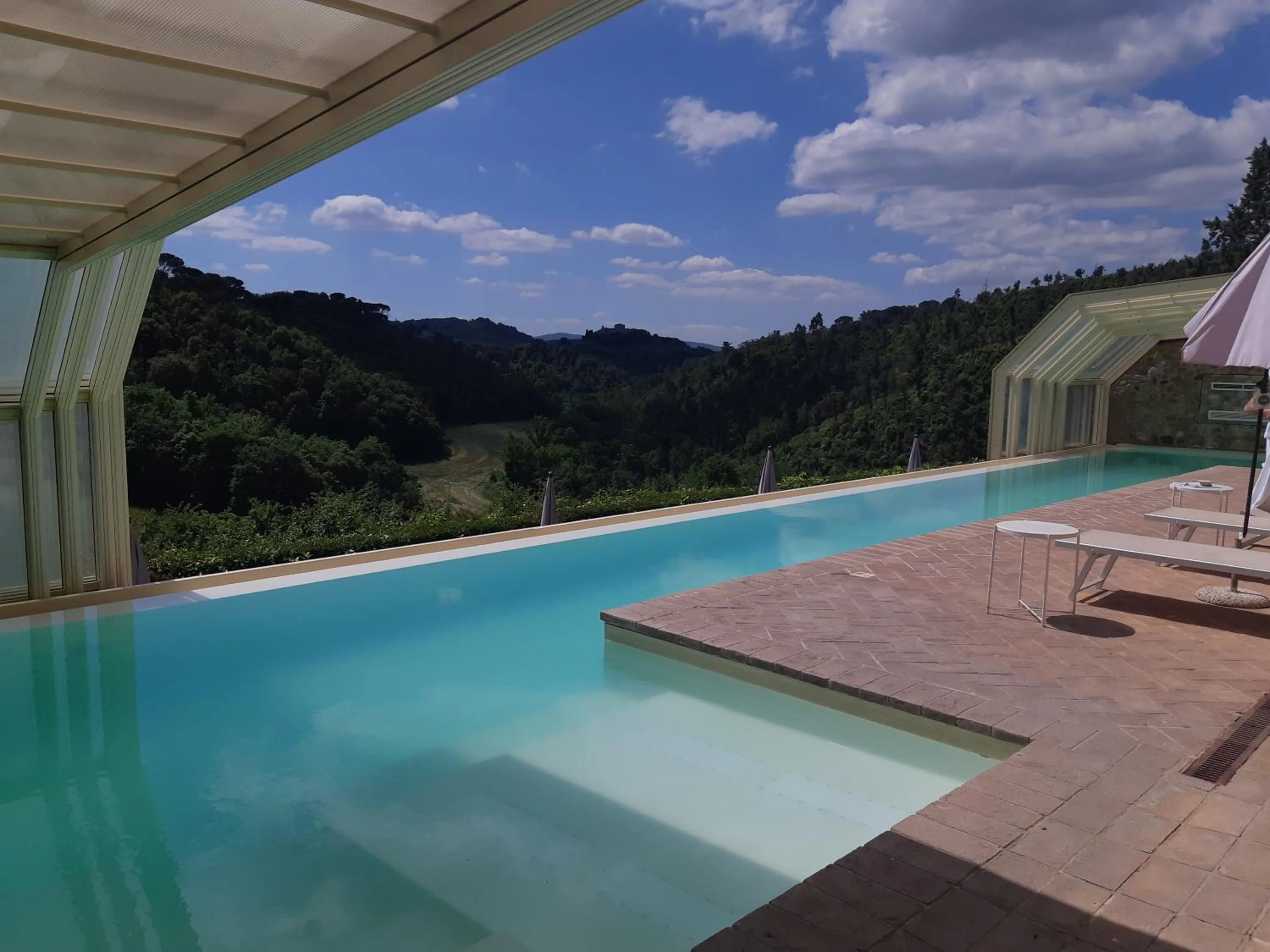 Pool view in Bosco Della Spina