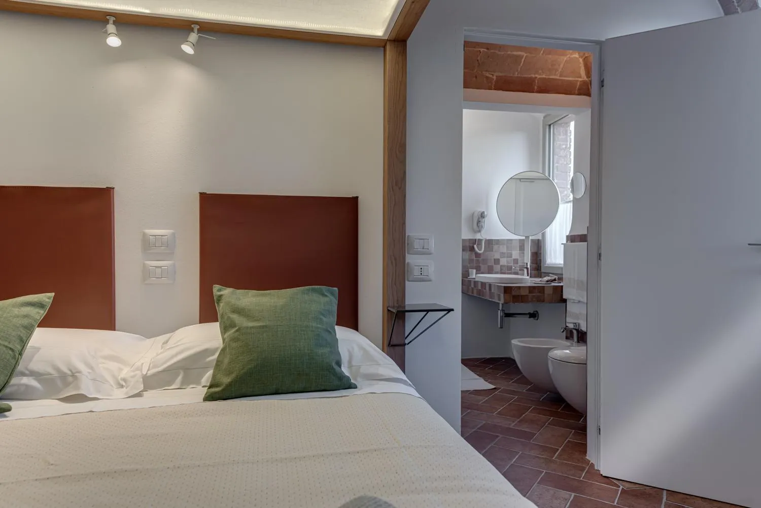 Bathroom, Bed in Bosco Della Spina