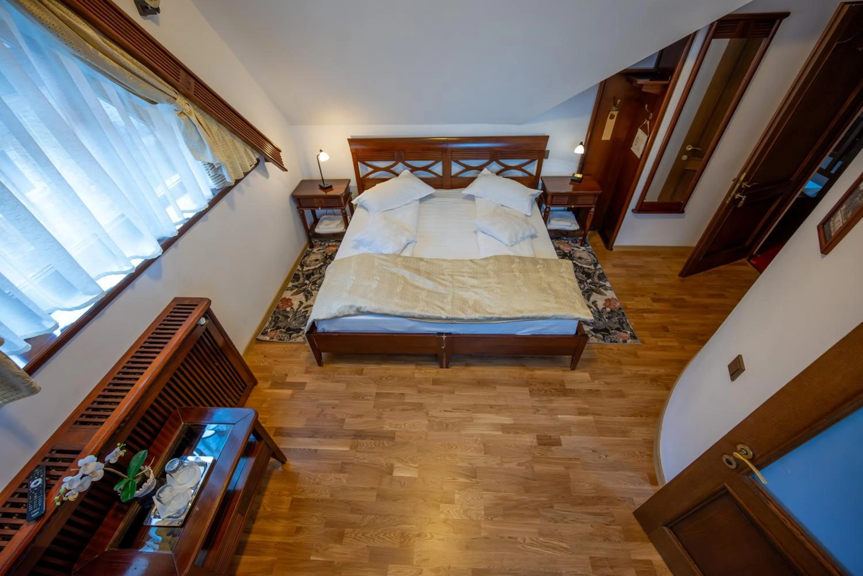Bed in Pension Brasovu Vechi
