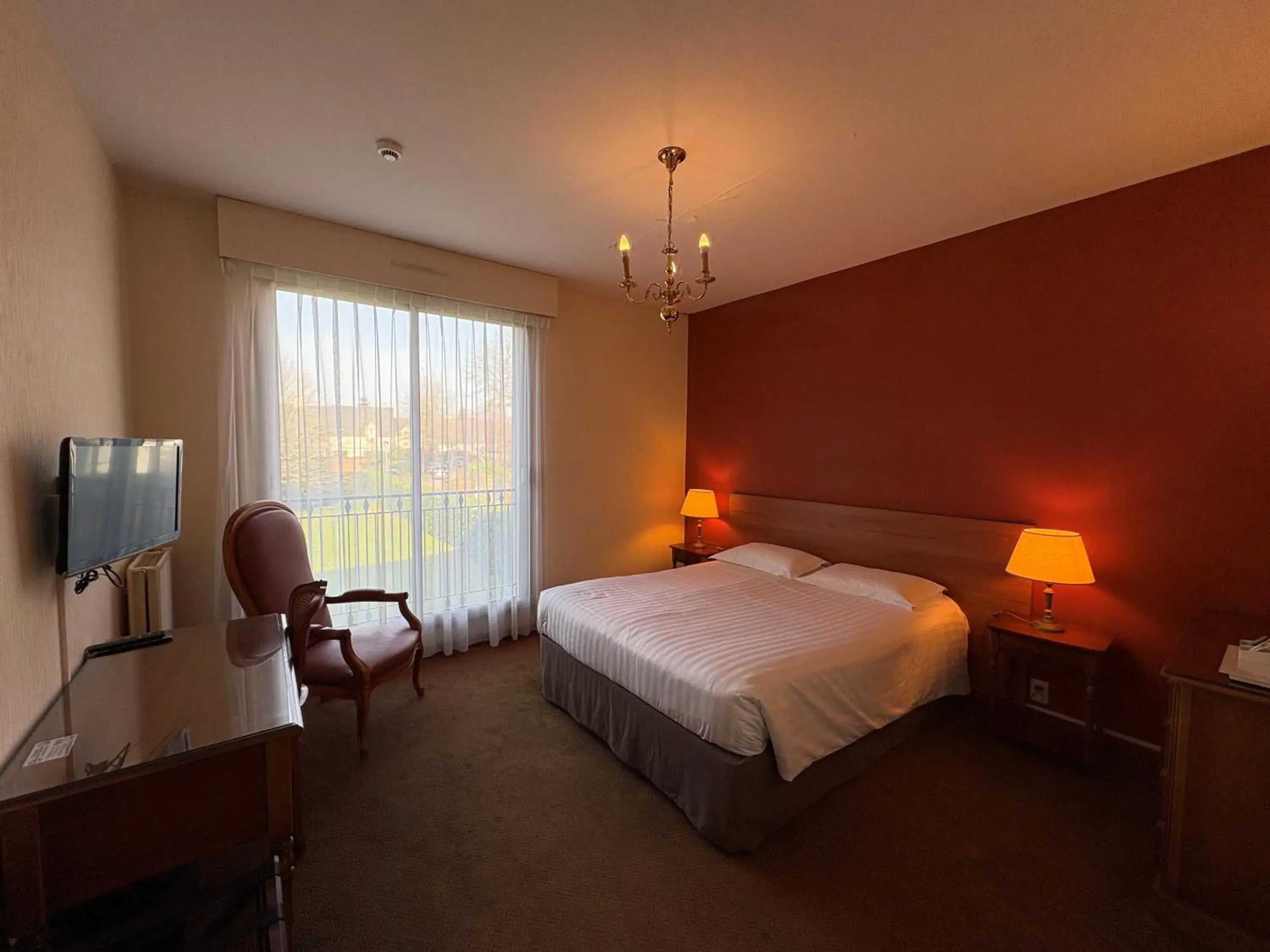 Double Room in Hôtel de la Marine Double Room in Hôtel de la Marine