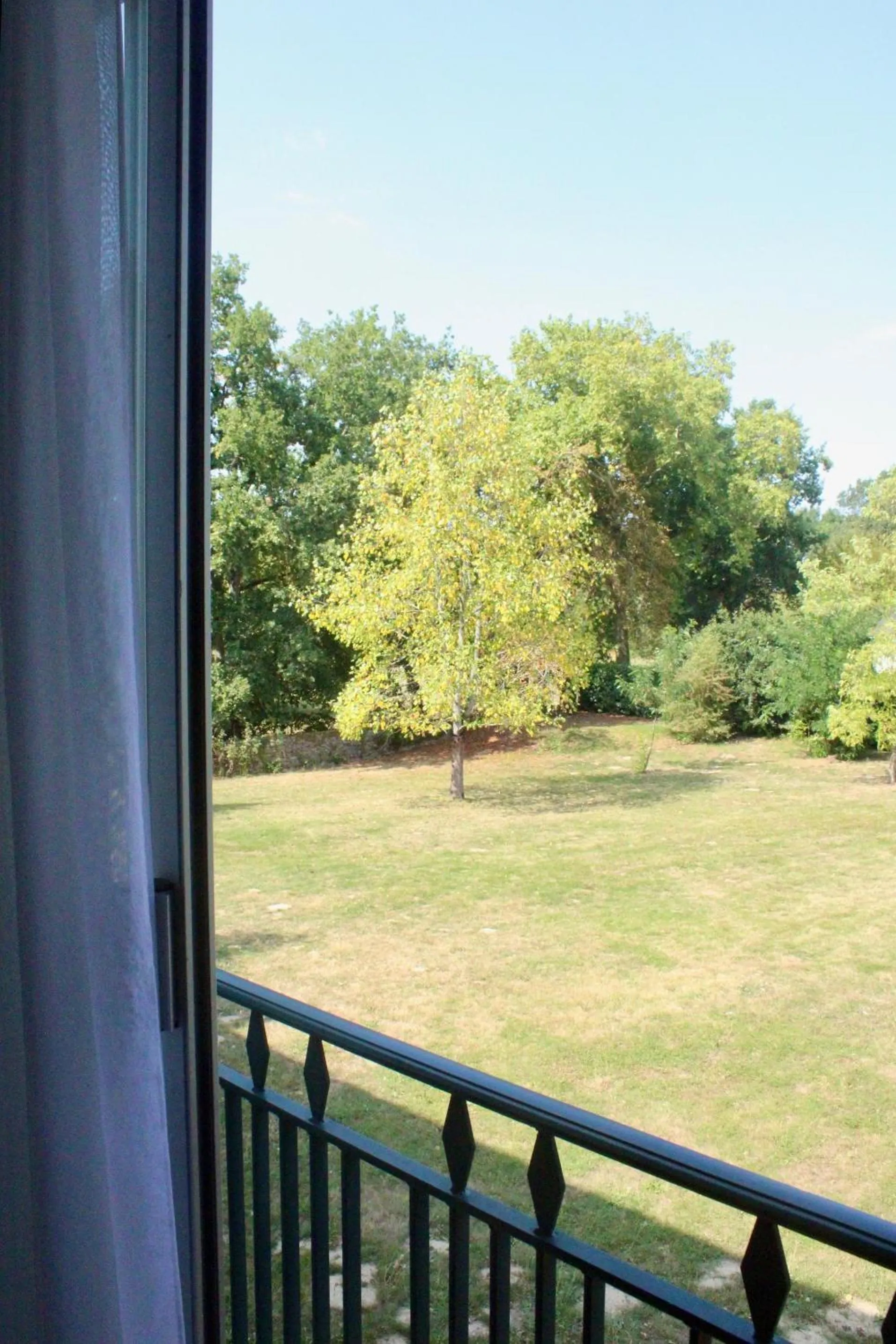 Bedroom in Hôtel de la Marine