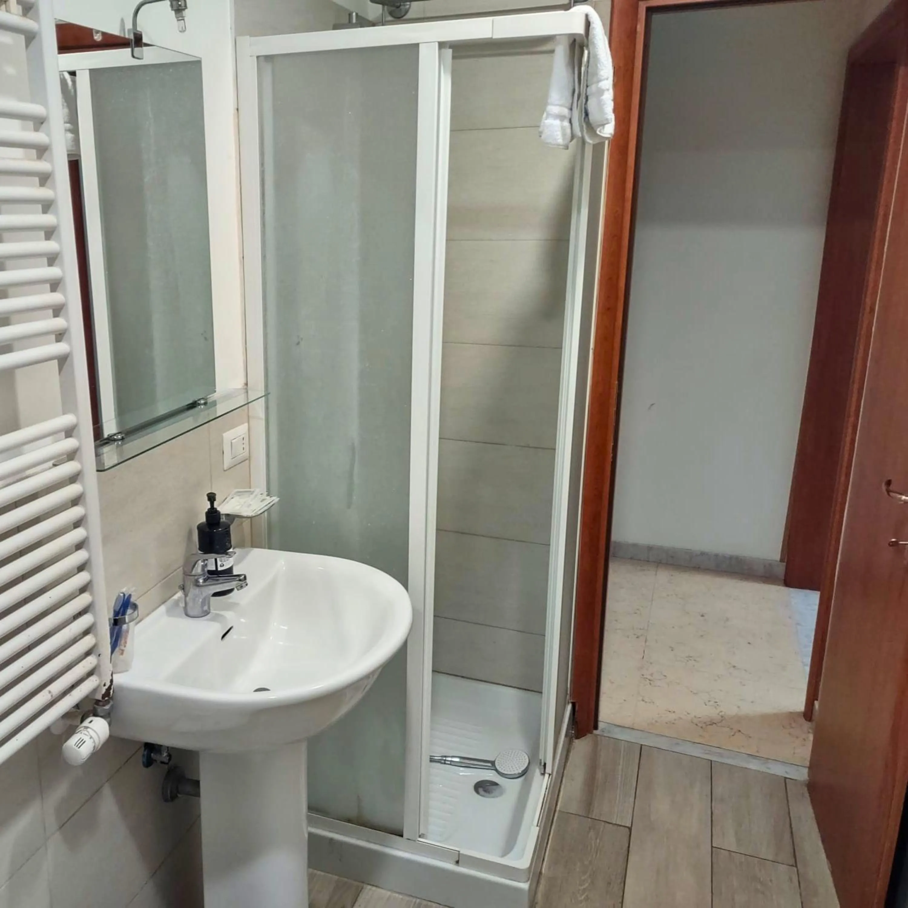 Shower in St. Anthony Guest House