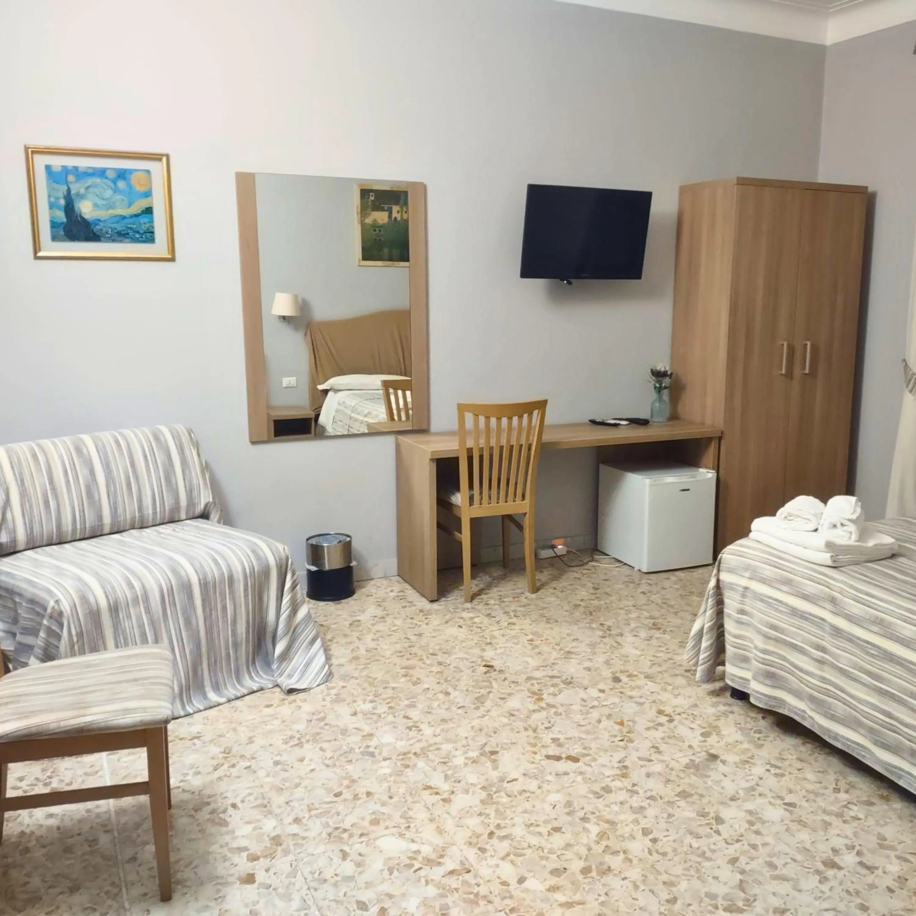 Bed in St. Anthony Guest House