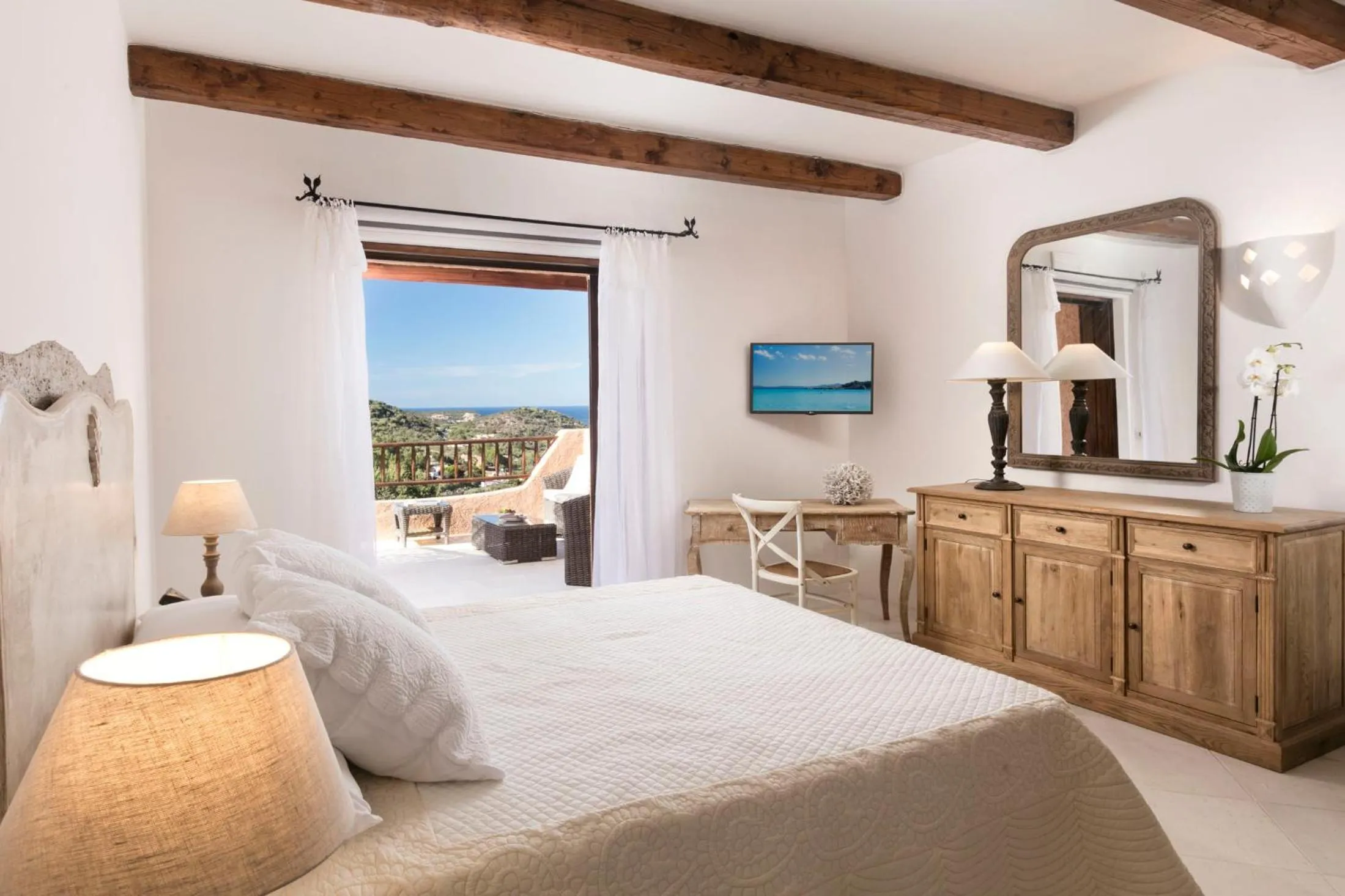 Bed in Relais Villa Carola