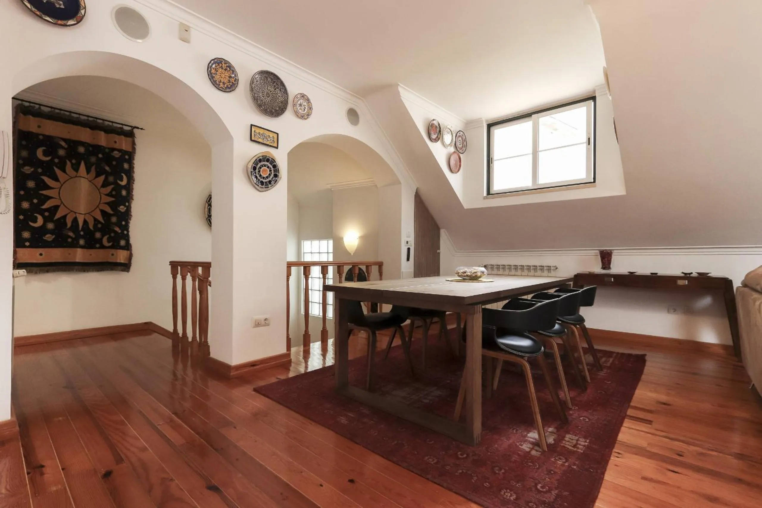 Dining area in Grand Parliament Duplex by Homing