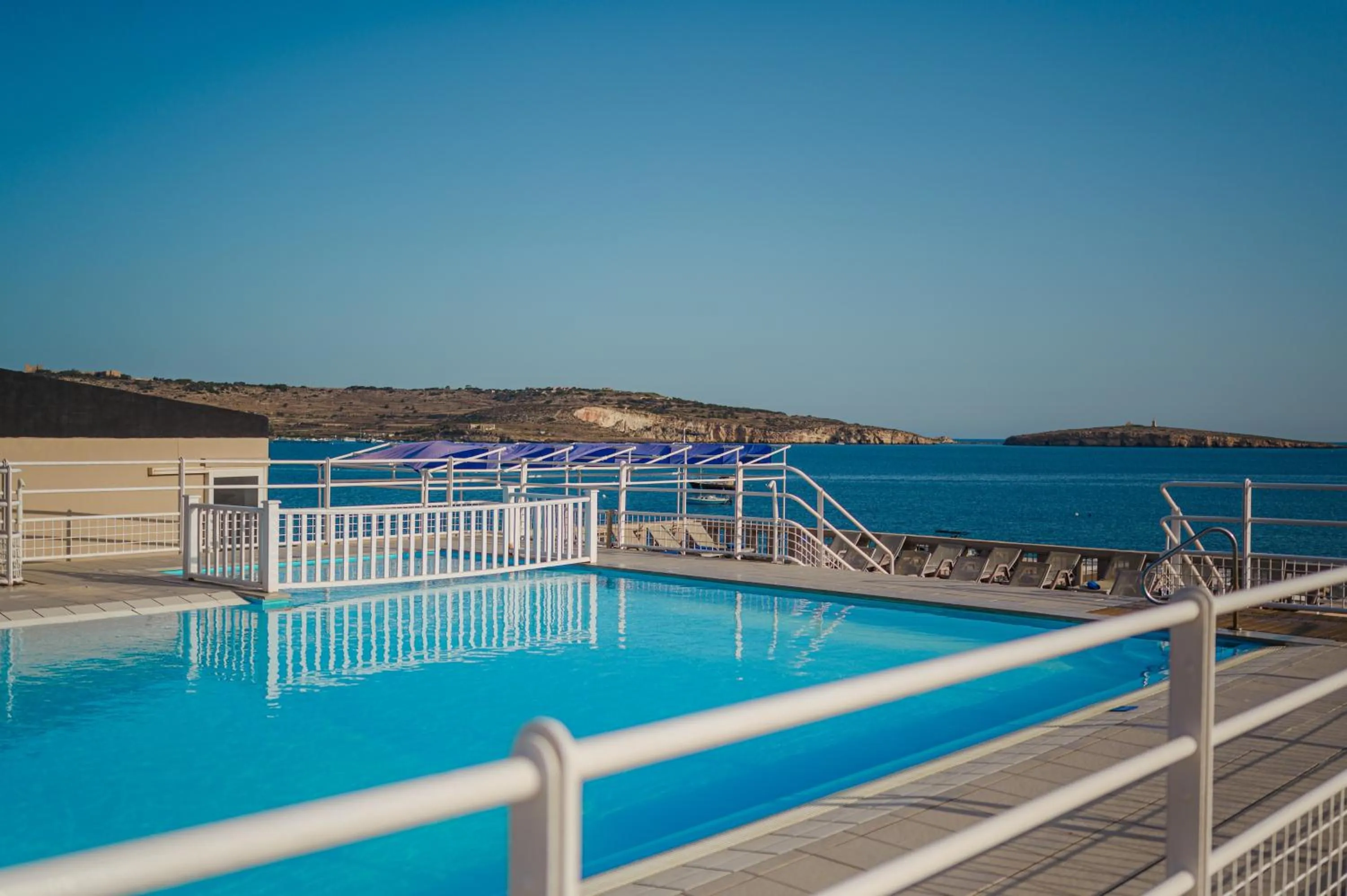 Property building in Gillieru Harbour Hotel