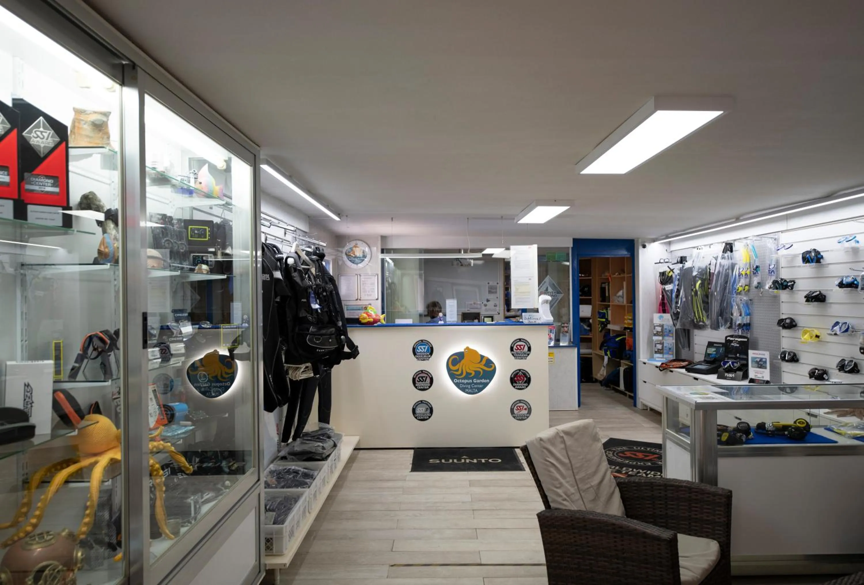 Diving in Gillieru Harbour Hotel