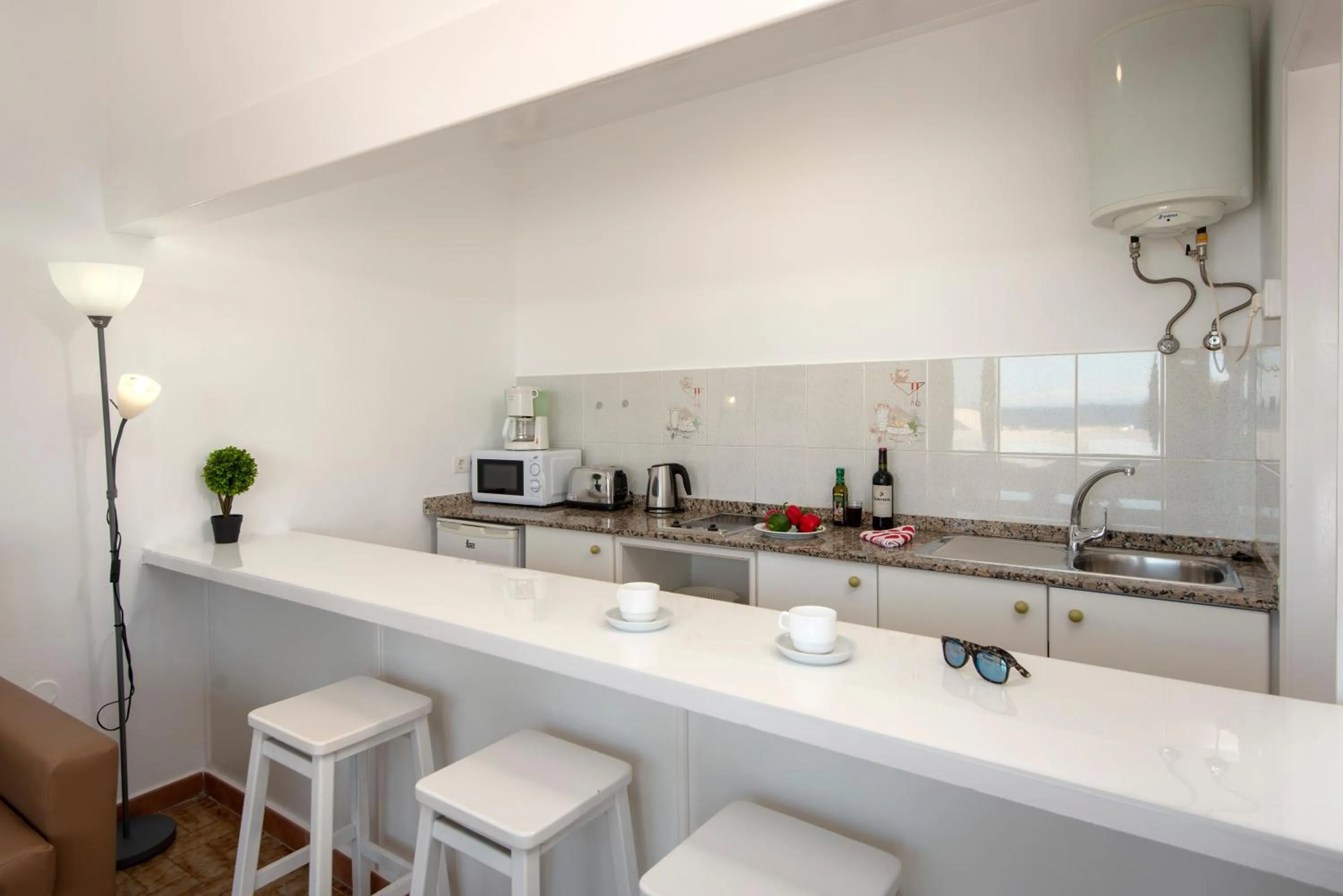 Rocas Blancas Apartments