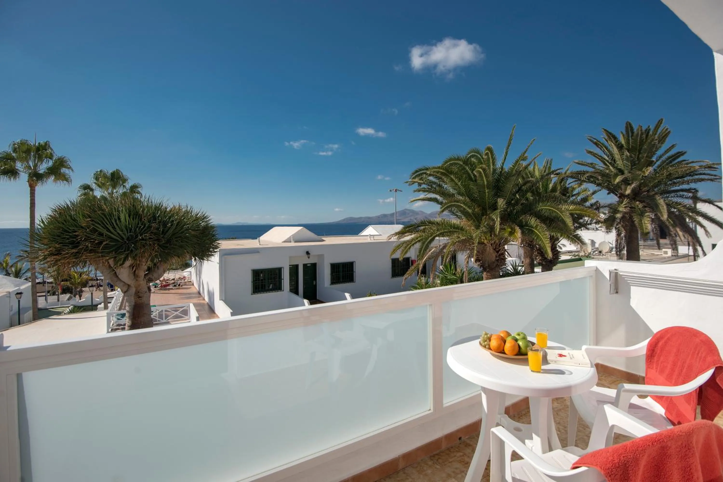 Rocas Blancas Apartments