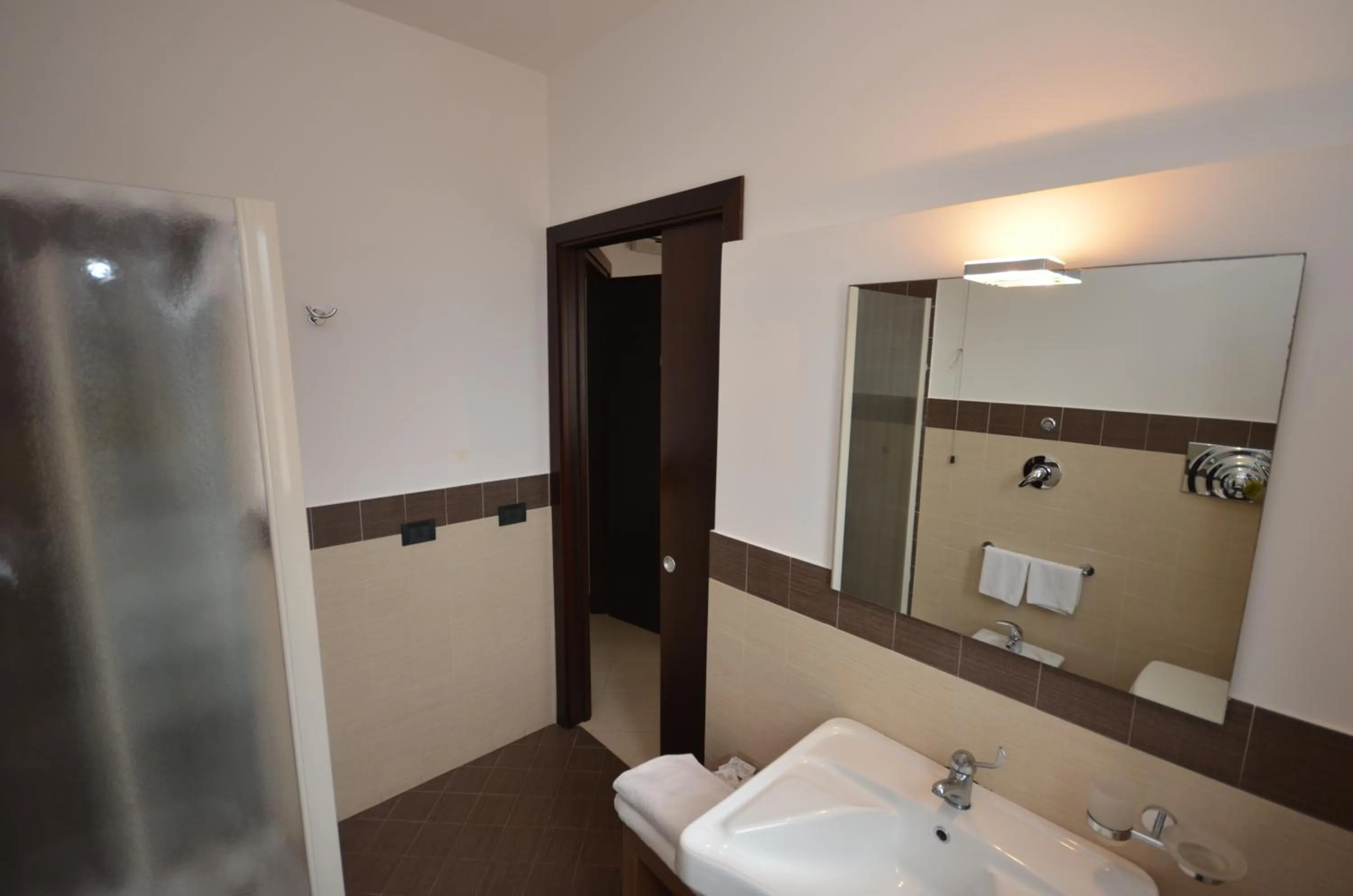 Bathroom in Villa Faro B&B