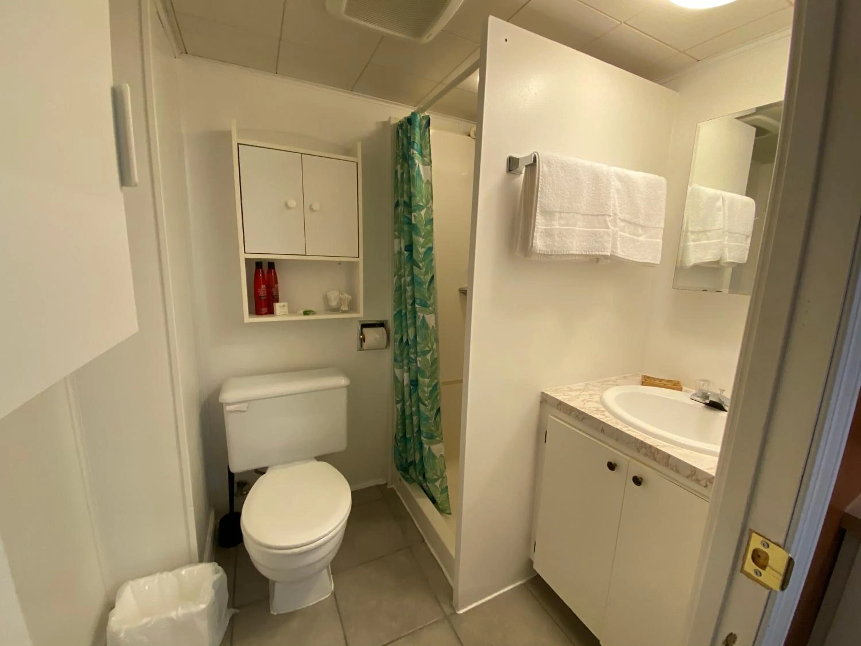 Bathroom in Martine & Michel