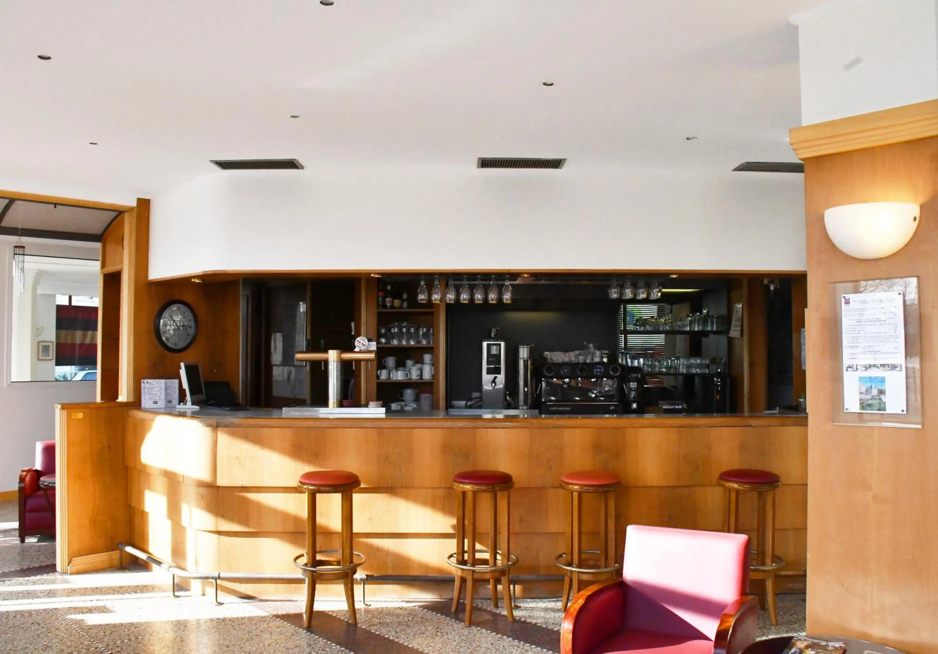 Lounge or bar in Hotel Moderne
