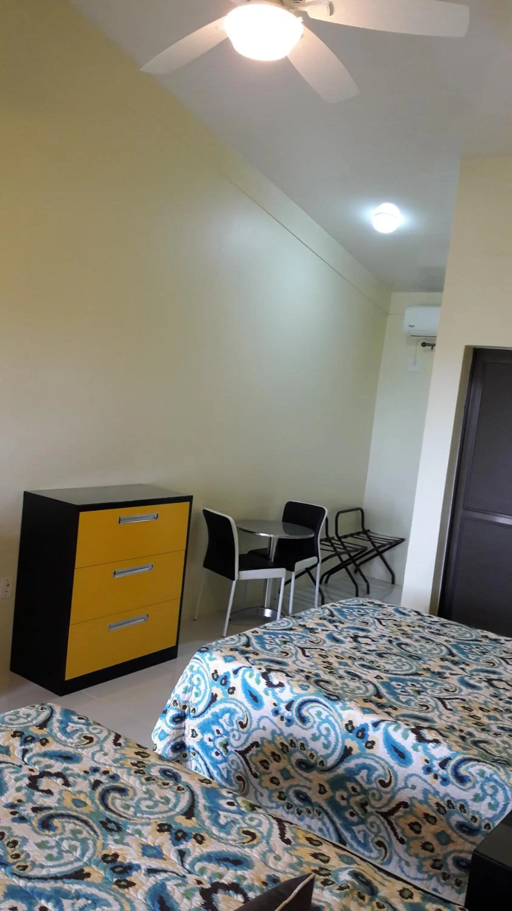 Bed in Hotel Casa Conley Del Mar