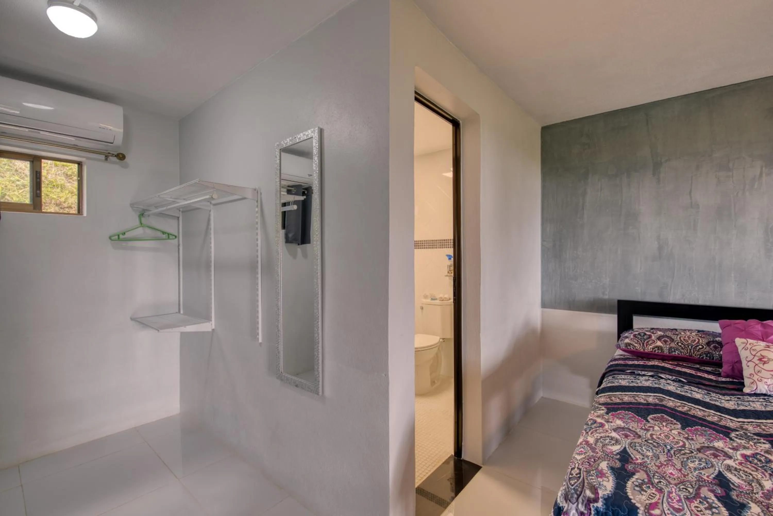 Bed in Hotel Casa Conley Del Mar