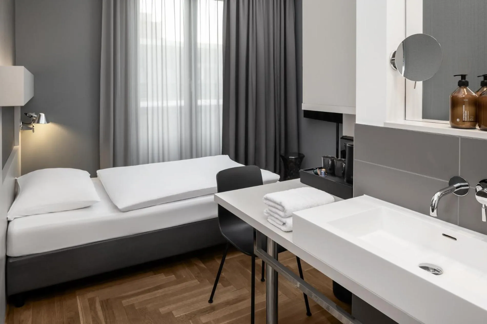 Bedroom, Bed in Hotel AMANO Rooms & Apartments