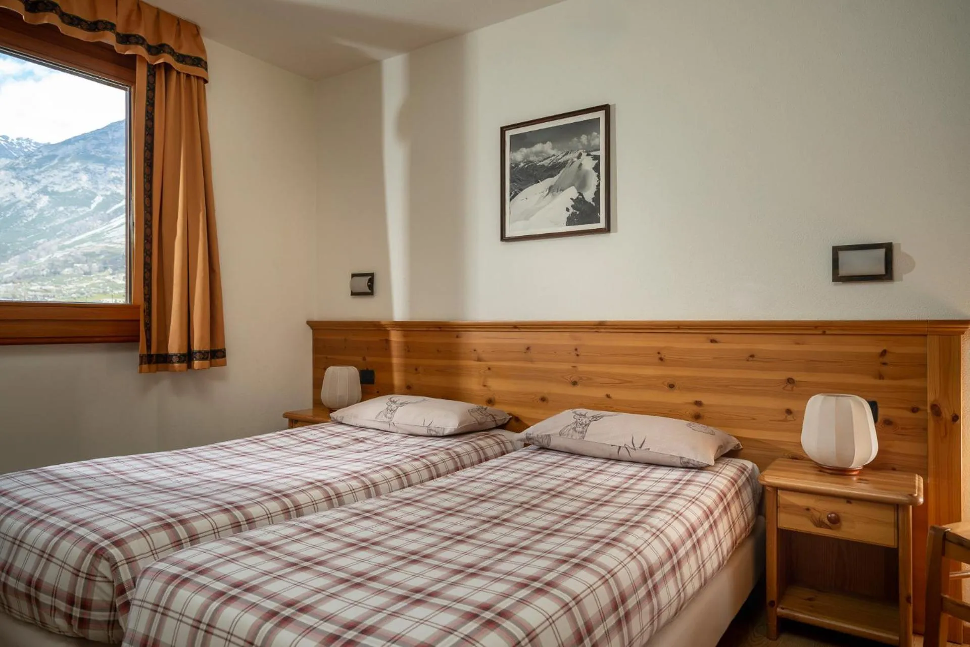 Bed in Chalet Stelle Di Neve