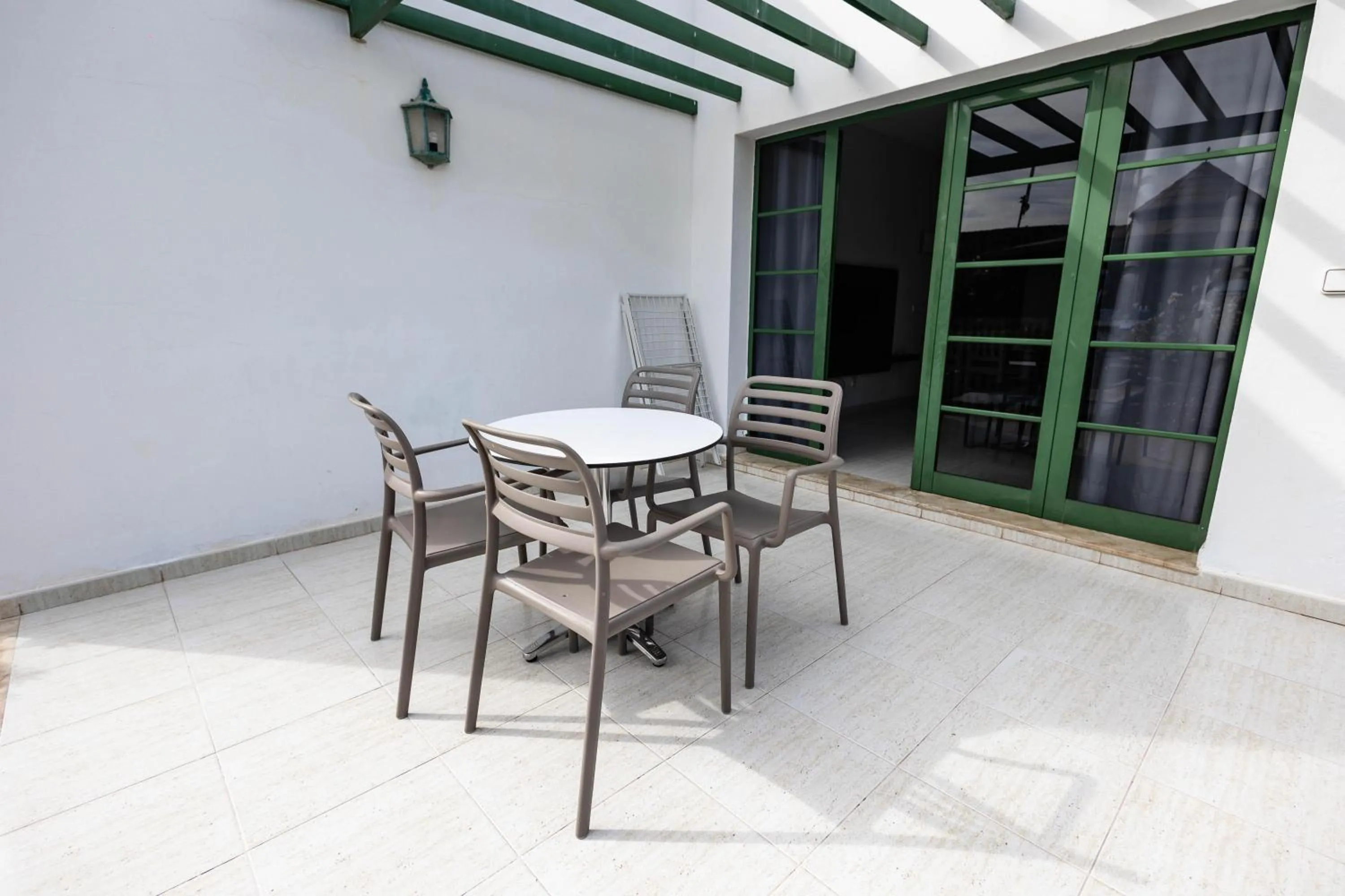 Photo of the whole room in Caybeach Sun